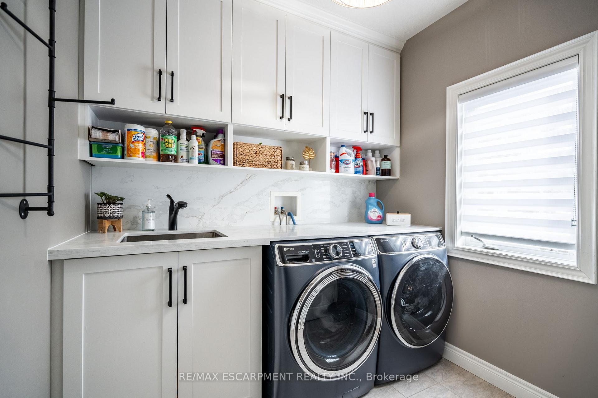 Photo 18 of 80 Commando Court, Hamilton, Waterdown — HOMEH
