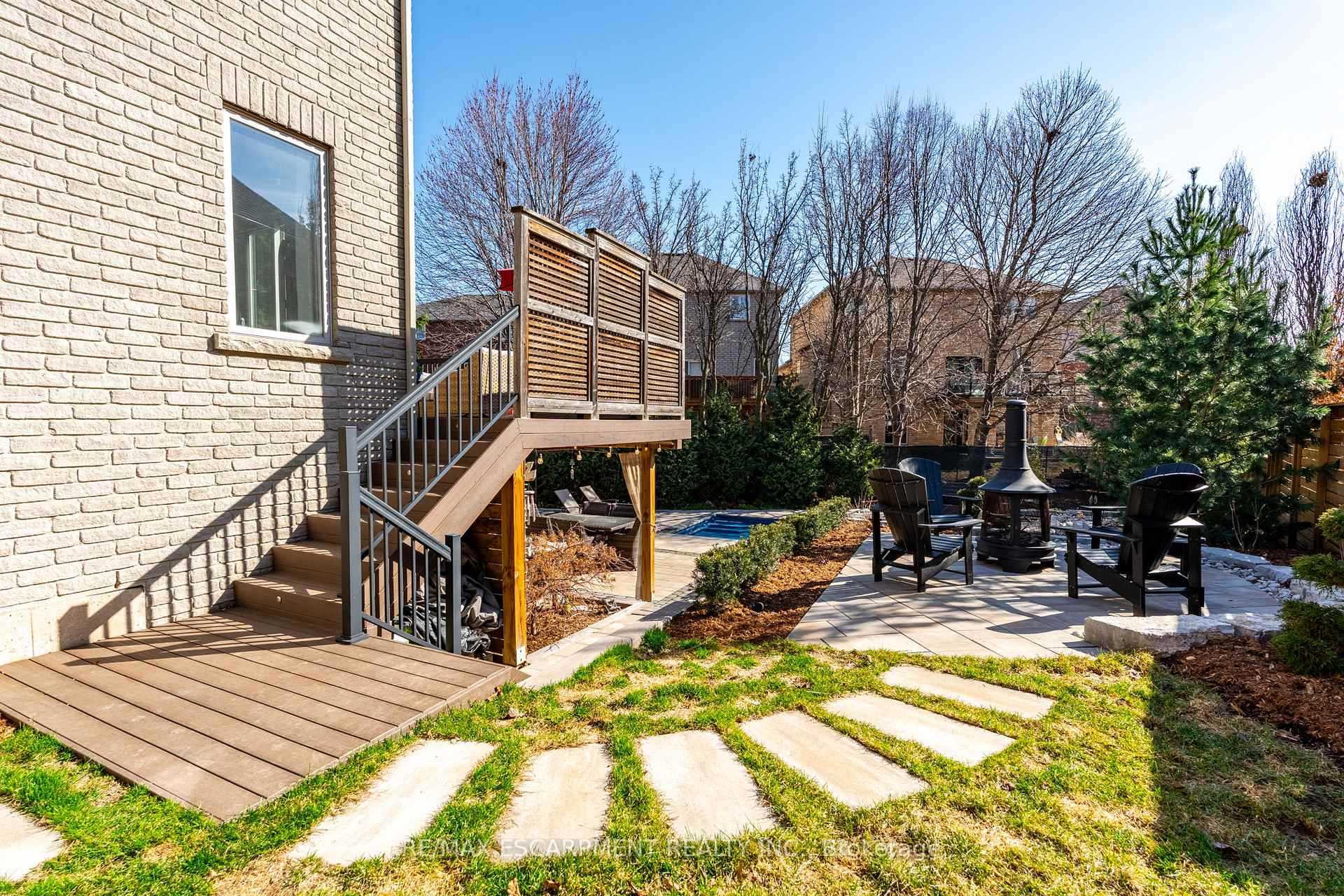 Photo 27 of 80 Commando Court, Hamilton, Waterdown — HOMEH