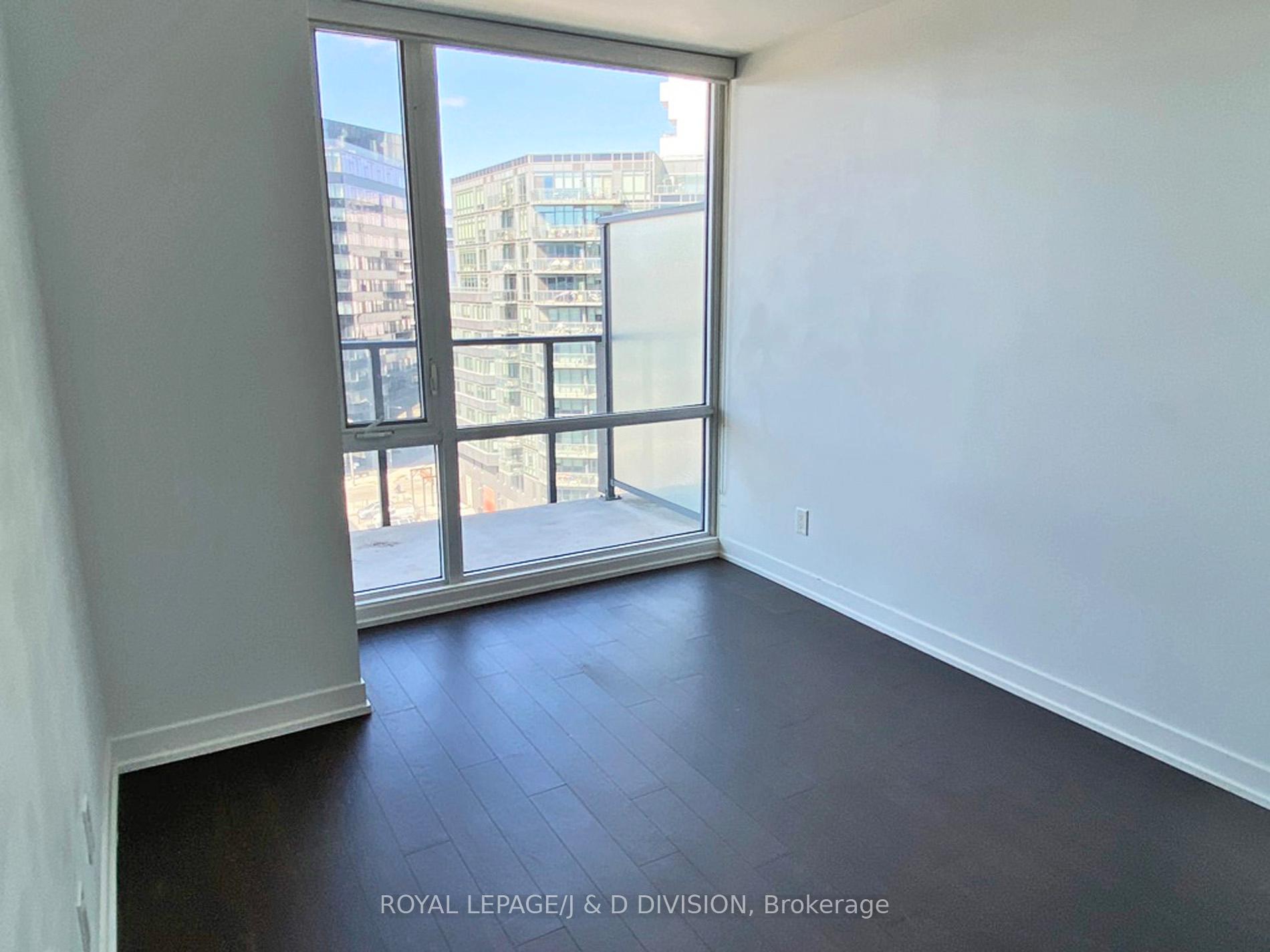 Photo 4 of Unit S811, 120 Bayview Avenue, Toronto, Waterfront Communities — HOMEH