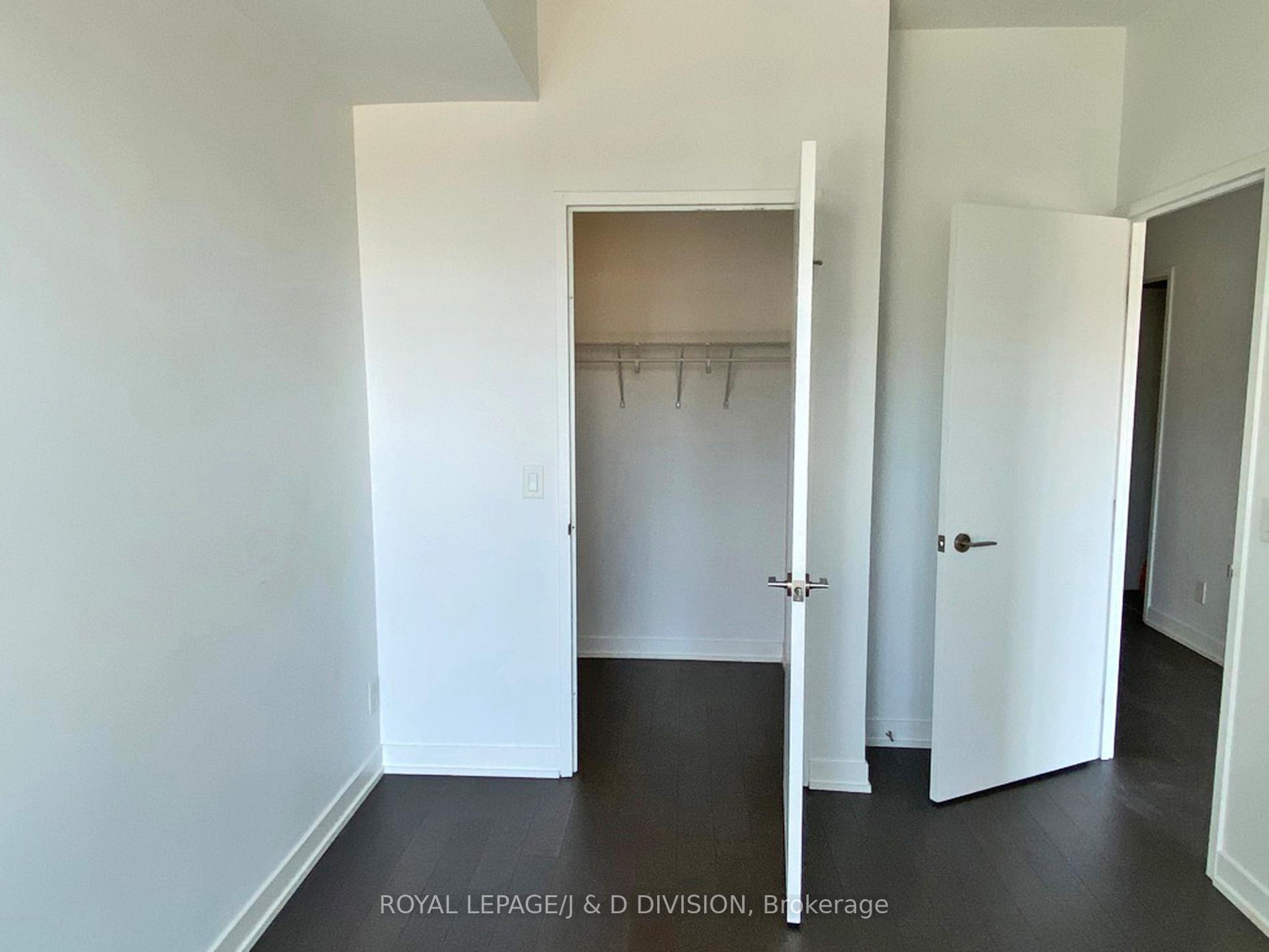 Photo 3 of Unit S811, 120 Bayview Avenue, Toronto, Waterfront Communities — HOMEH