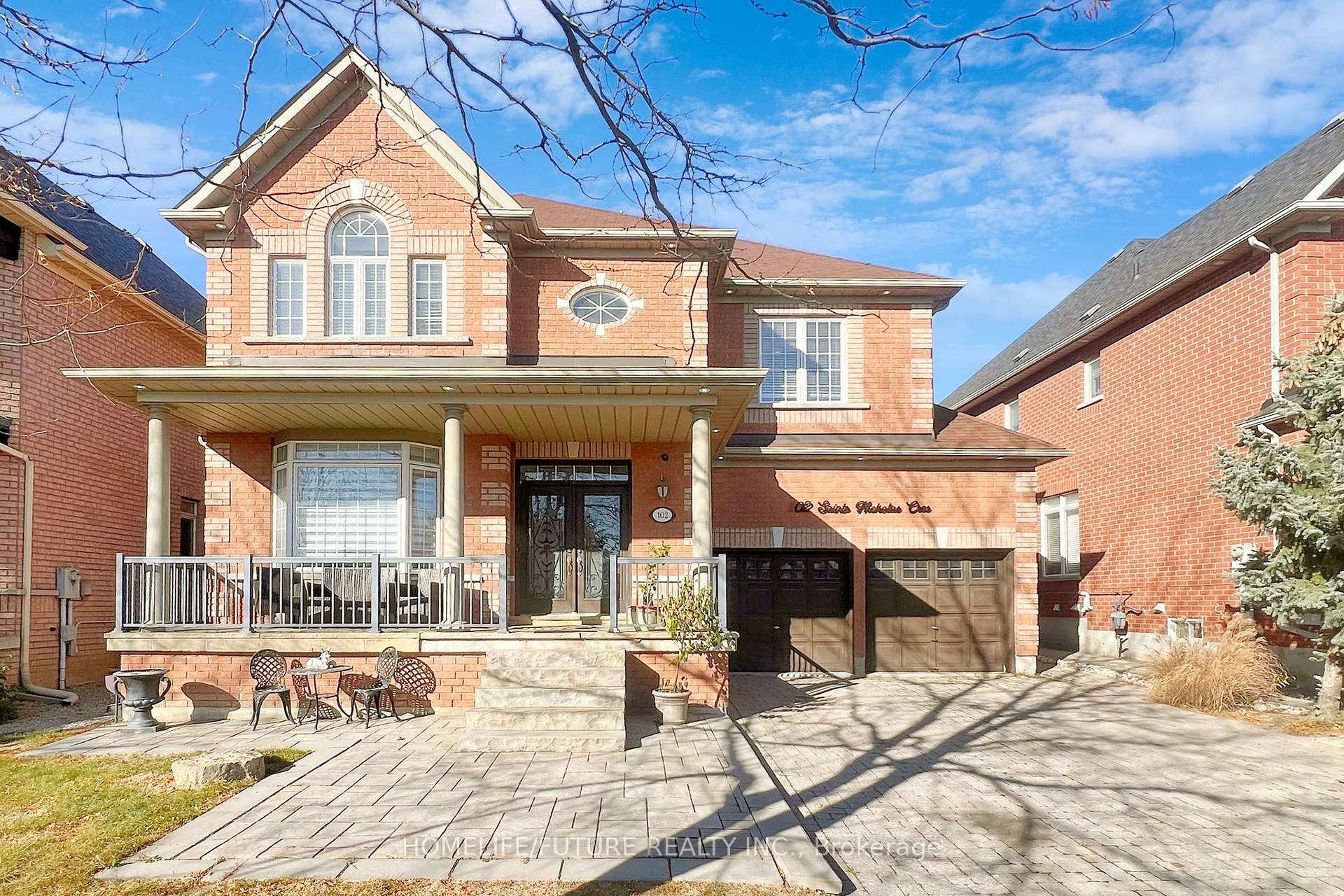 Front of 102 Saint Nicholas Crescent