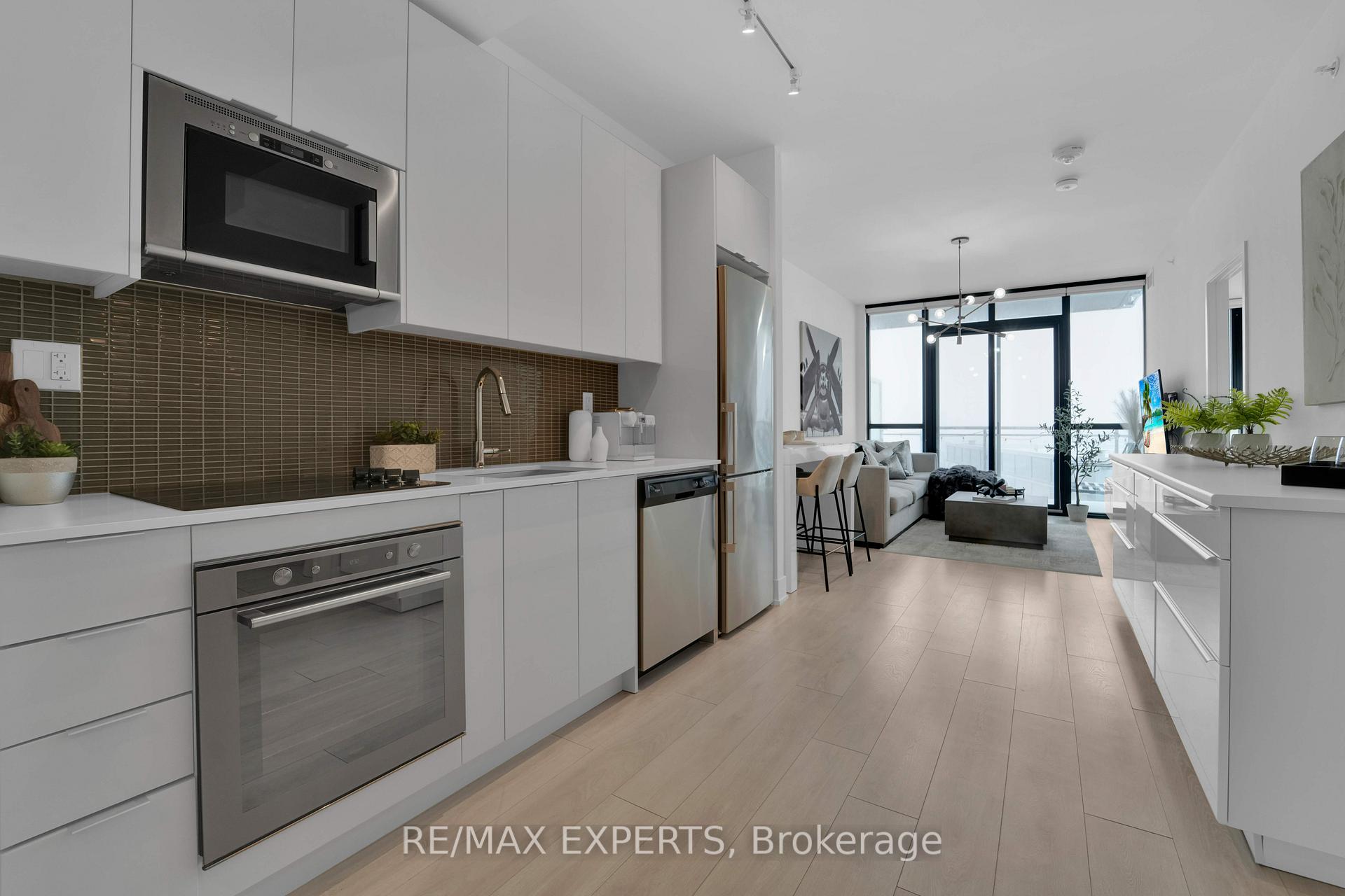 Photo 10 of Unit 706, 2916 Highway 7, Vaughan, Concord — HOMEH