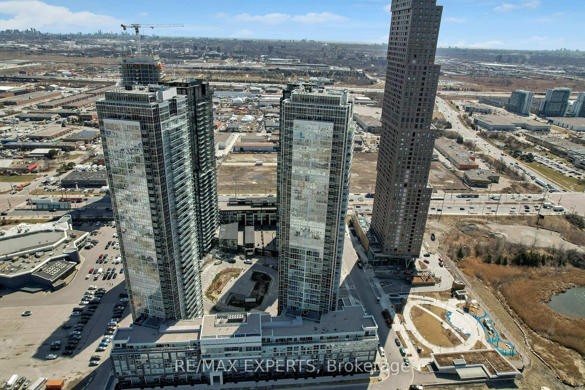 Photo 39 of Unit 706, 2916 Highway 7, Vaughan, Concord — HOMEH