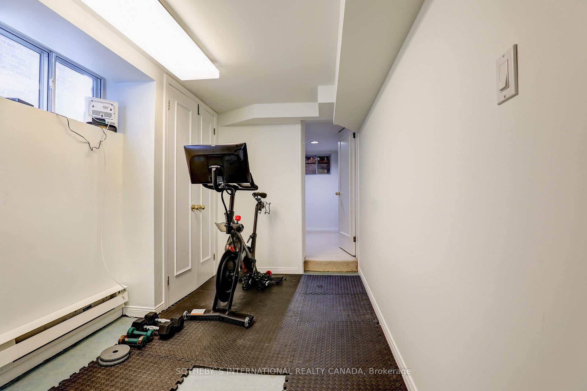 Photo 18 of 236 Bessborough Drive, Toronto, Leaside — HOMEH