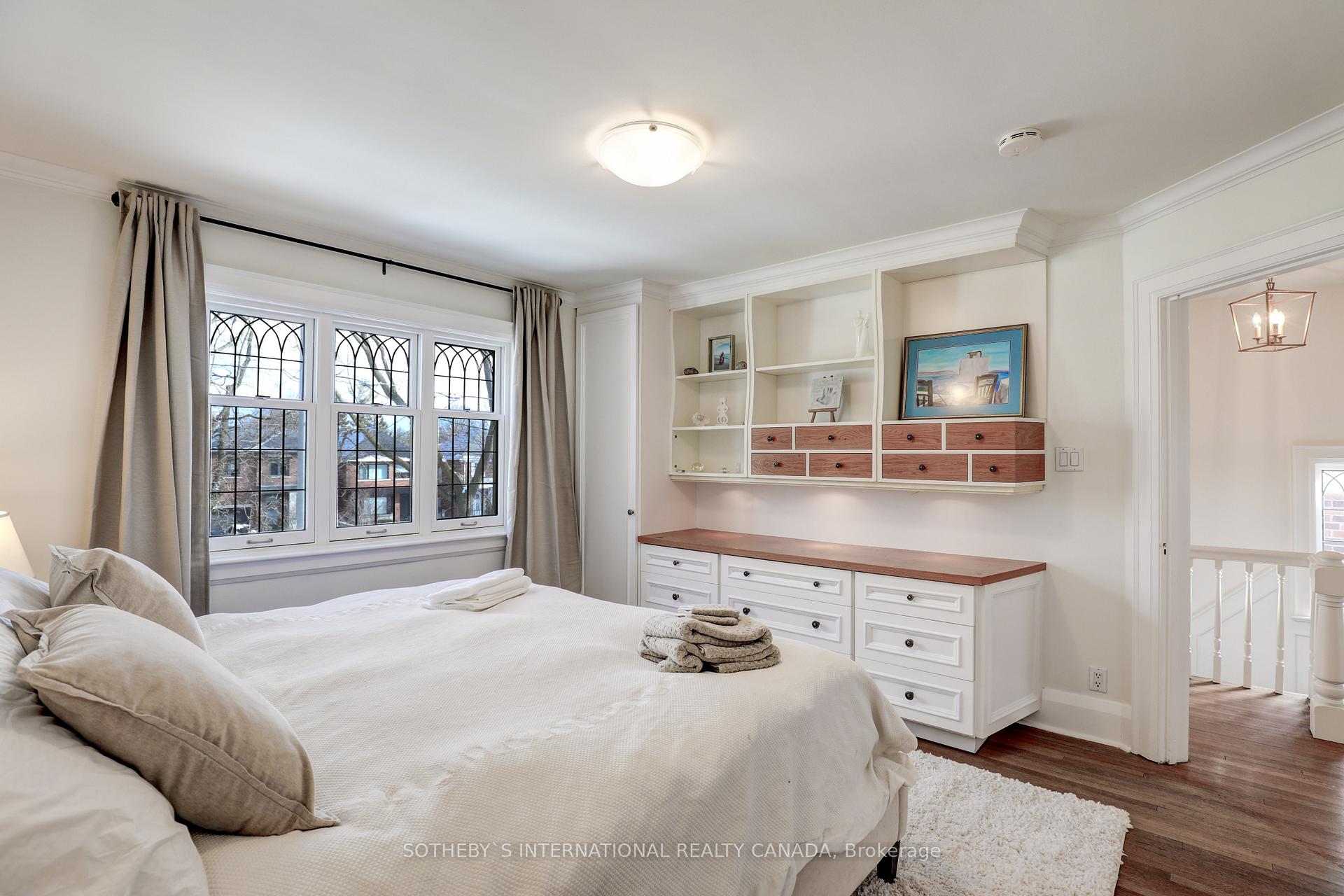 Photo 14 of 236 Bessborough Drive, Toronto, Leaside — HOMEH