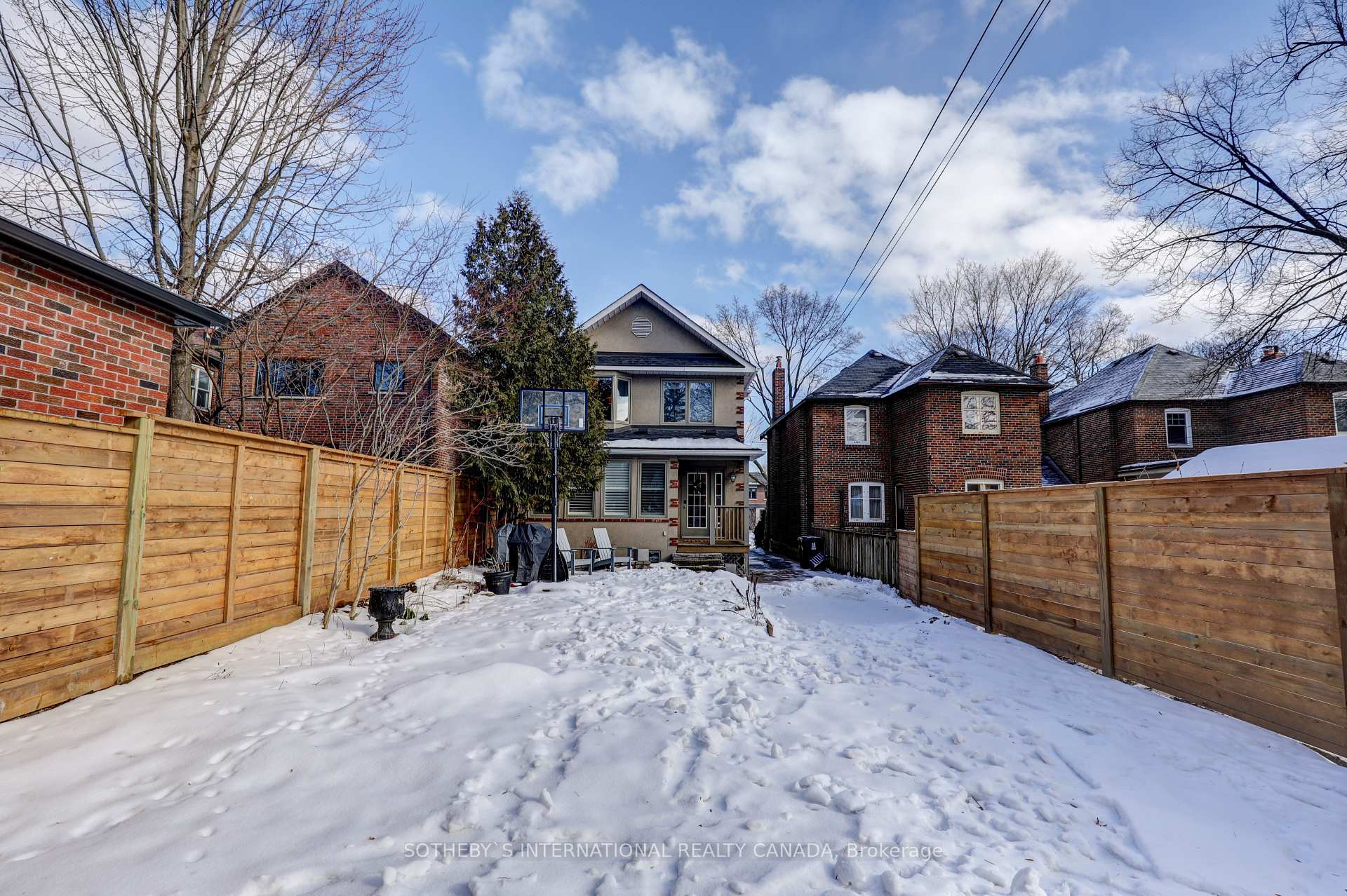 Photo 11 of 236 Bessborough Drive, Toronto, Leaside — HOMEH