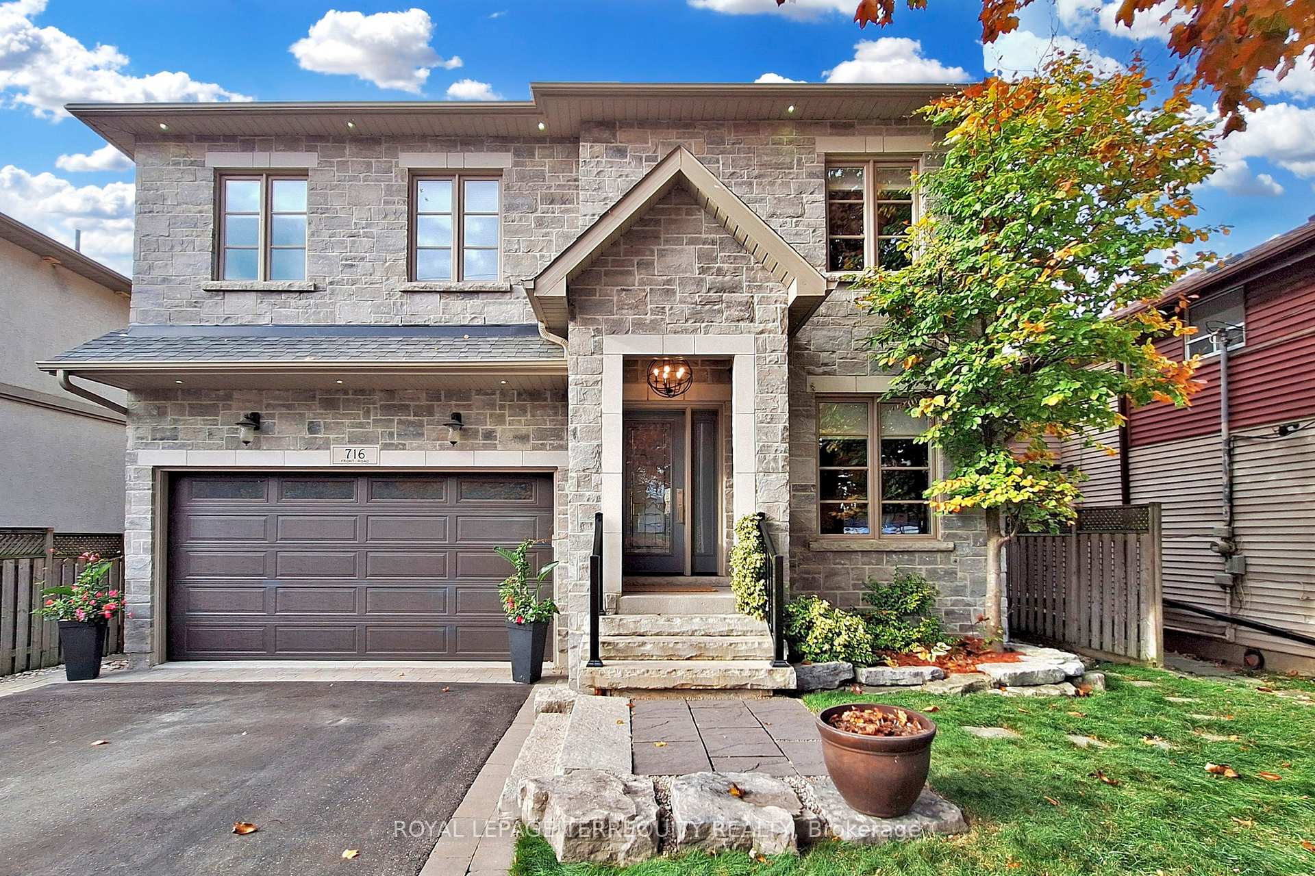 Photo 1 of 716 Front Road, Pickering, Bay Ridges — HOMEH