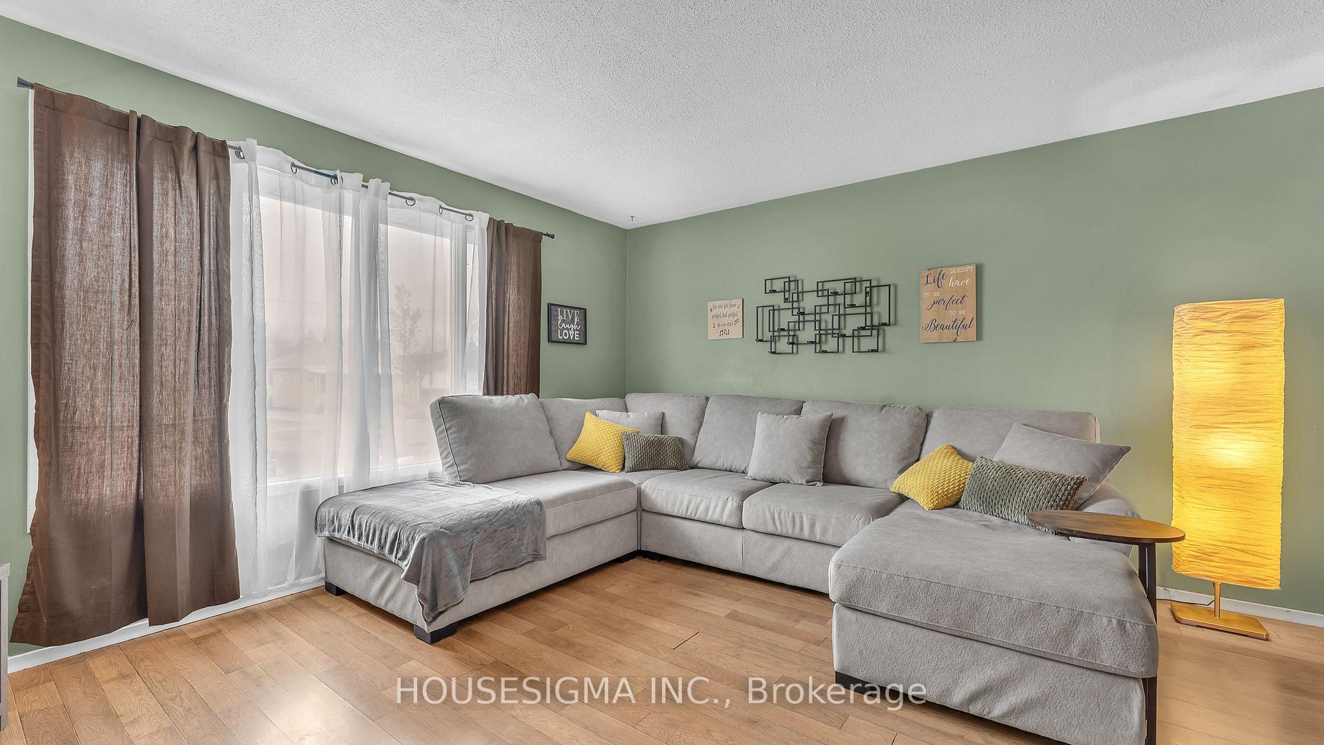 Photo 10 of 141 Chestnut Street, St. Thomas — HOMEH