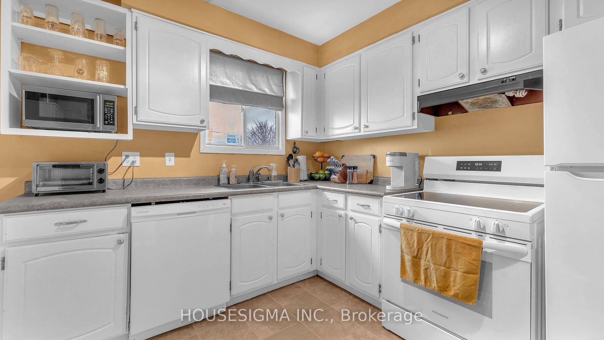 Photo 17 of 141 Chestnut Street, St. Thomas — HOMEH
