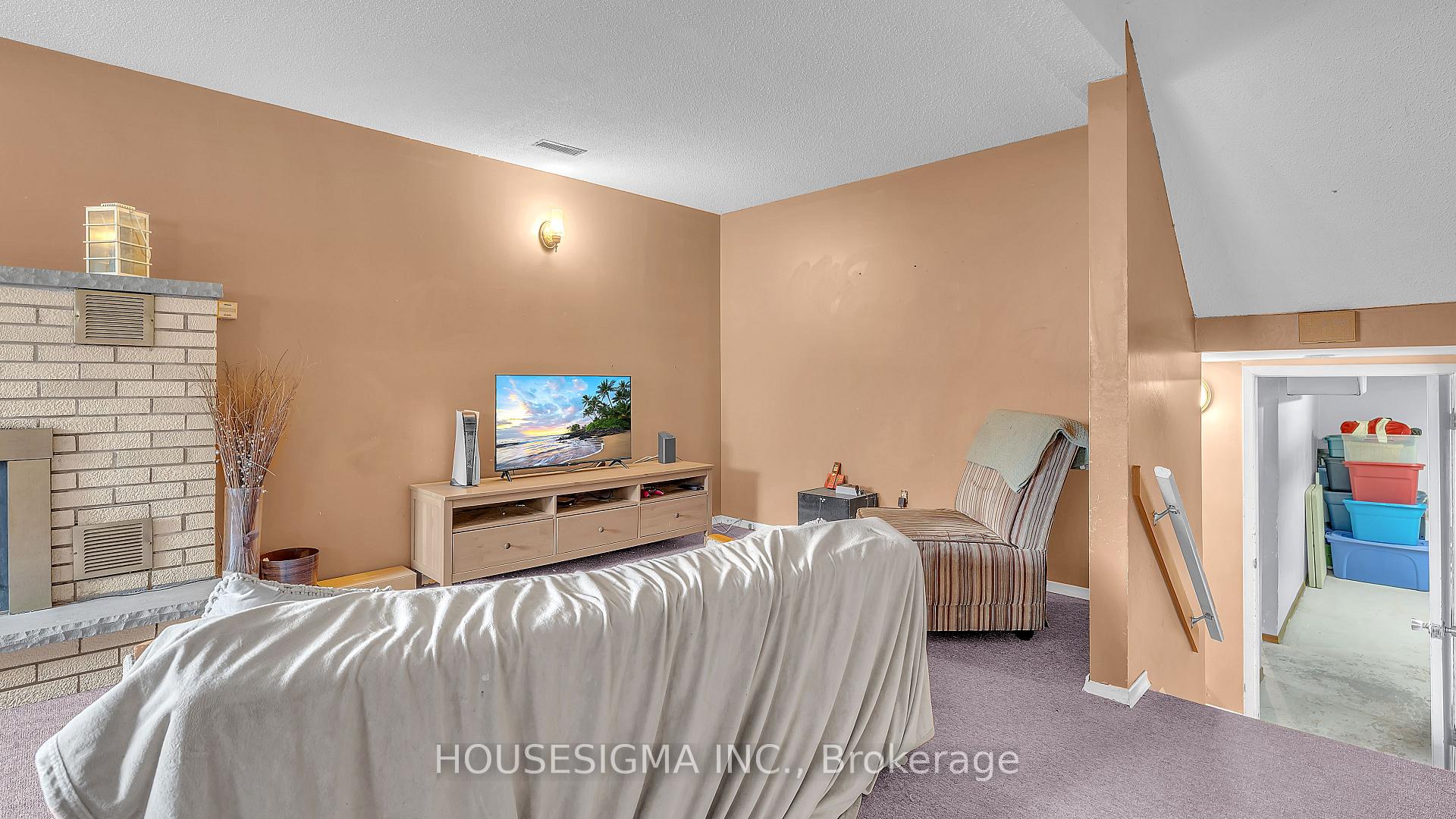 Photo 14 of 141 Chestnut Street, St. Thomas — HOMEH