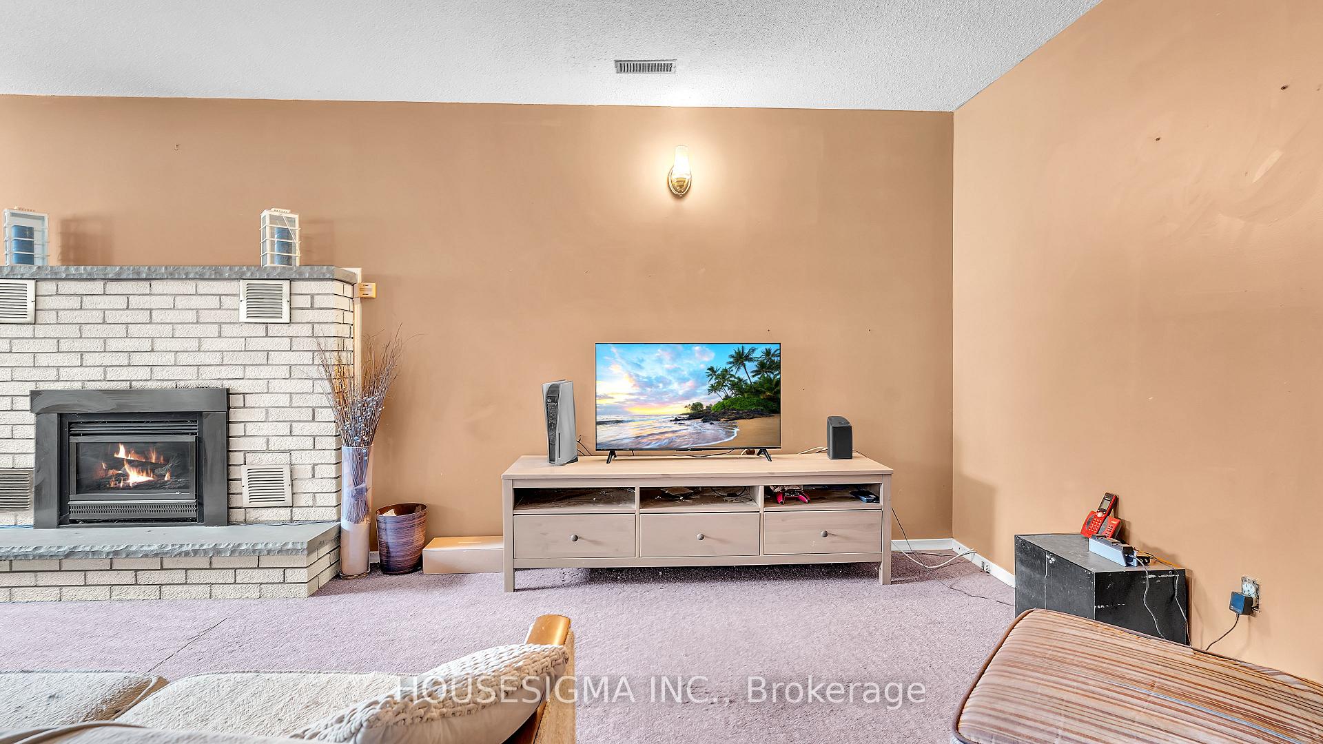 Photo 11 of 141 Chestnut Street, St. Thomas — HOMEH