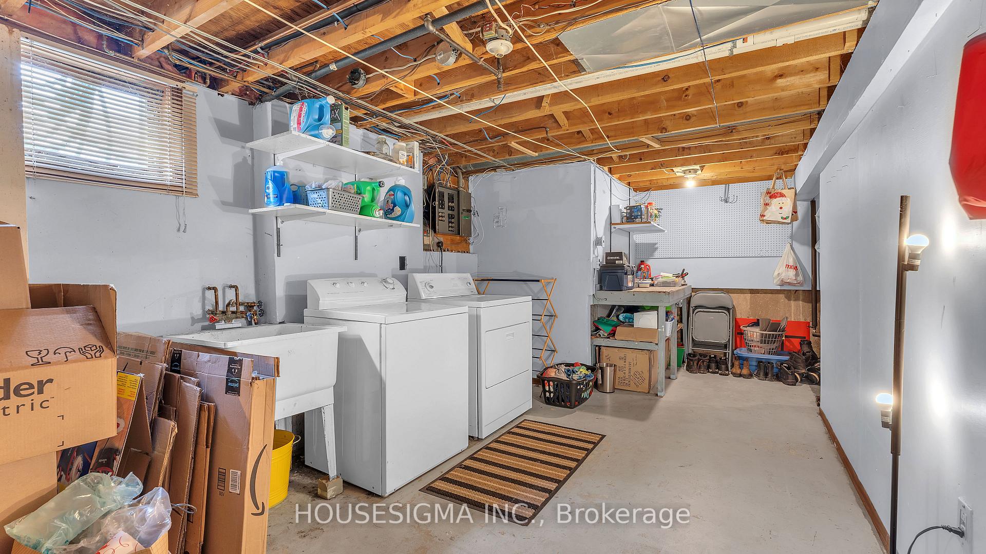 Photo 20 of 141 Chestnut Street, St. Thomas — HOMEH