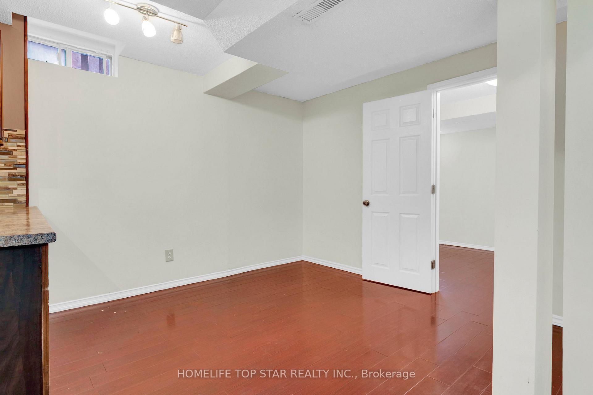 Photo 24 of 103 Booth Crescent N, Ajax, Central — HOMEH