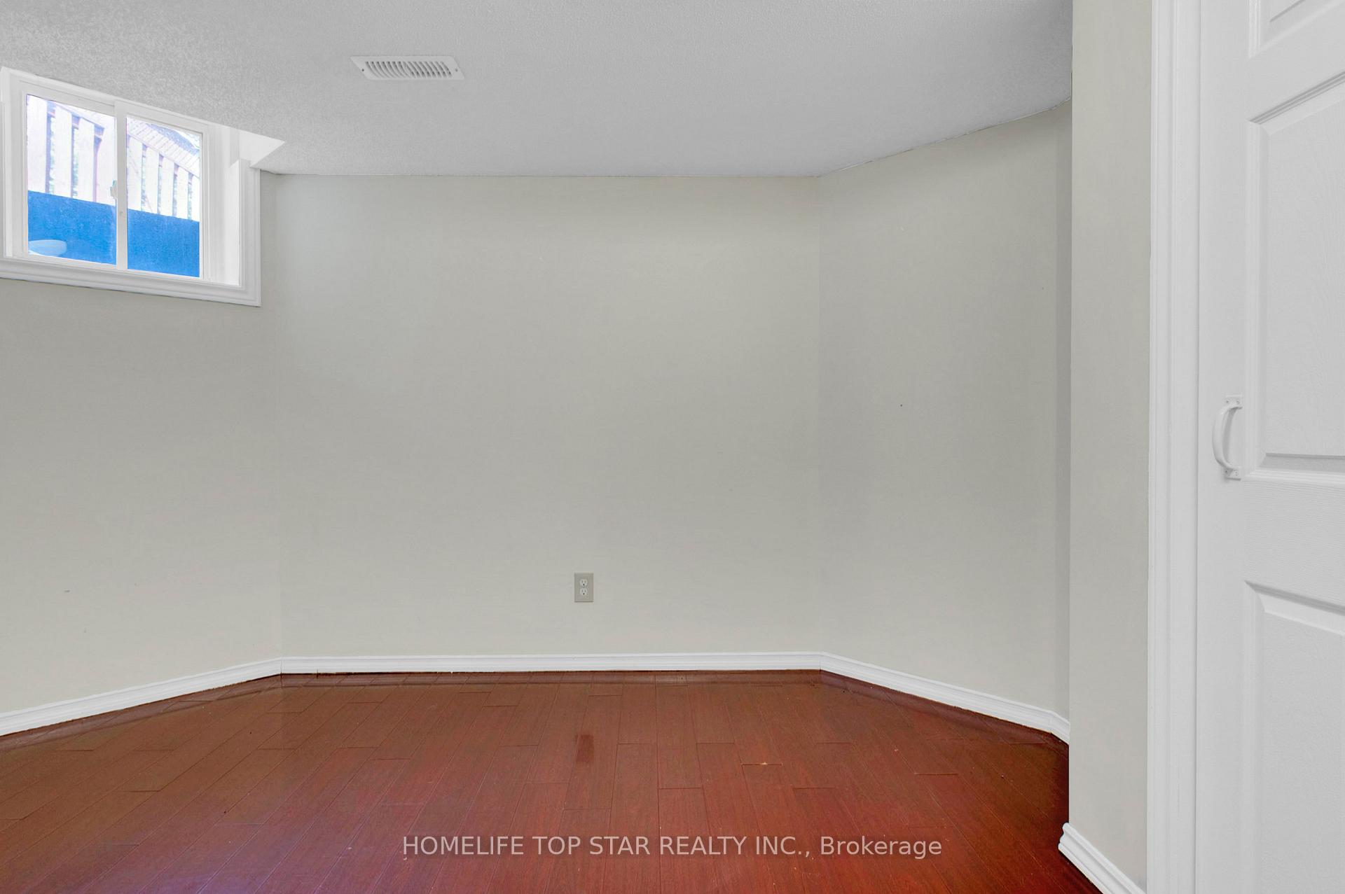 Photo 35 of 103 Booth Crescent N, Ajax, Central — HOMEH
