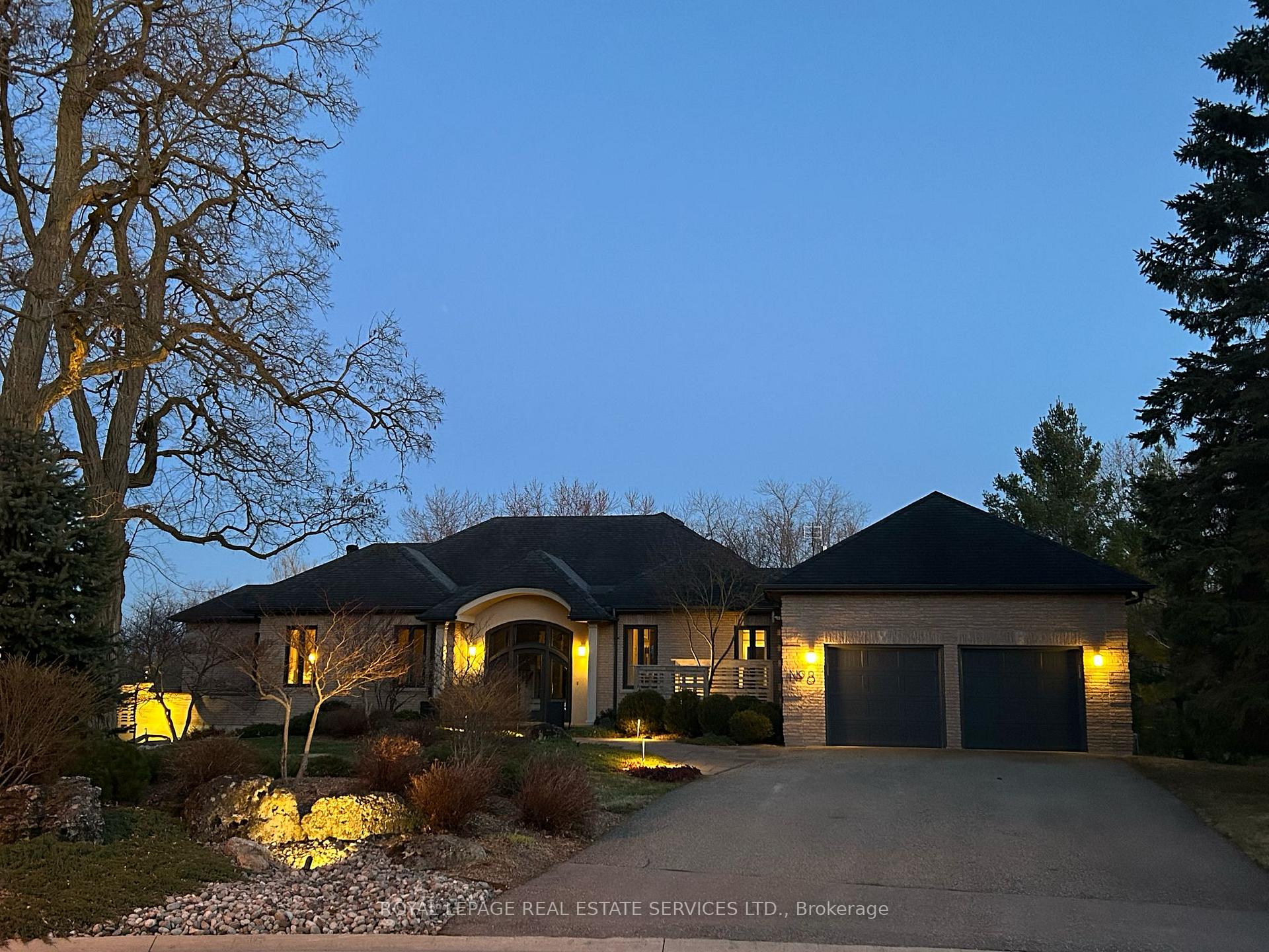 Photo 7 of 8 Dacres Court, Caledon, Rural Caledon — HOMEH