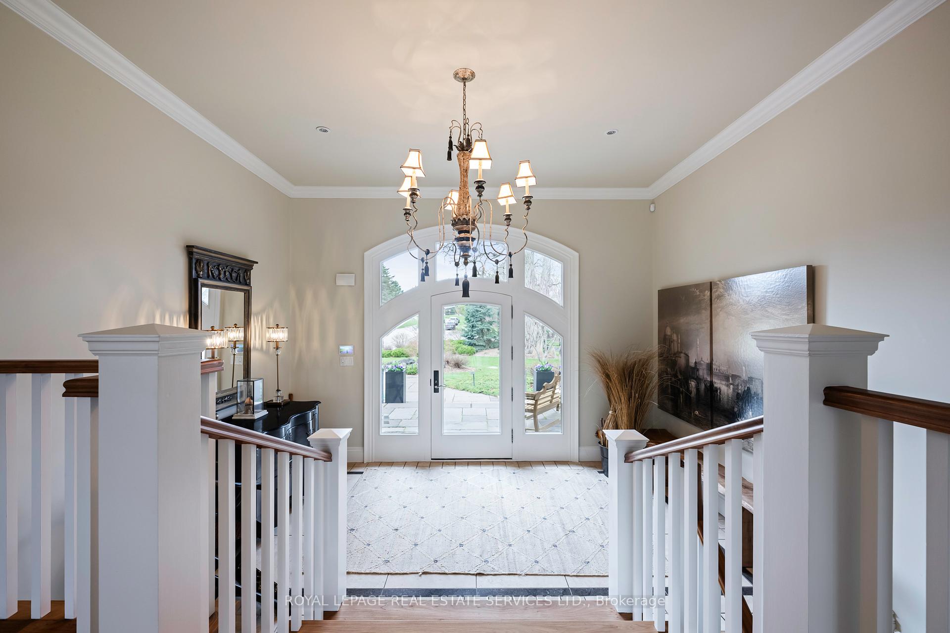 Photo 4 of 8 Dacres Court, Caledon, Rural Caledon — HOMEH