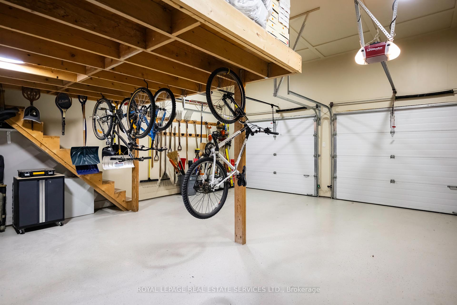 Photo 12 of 8 Dacres Court, Caledon, Rural Caledon — HOMEH