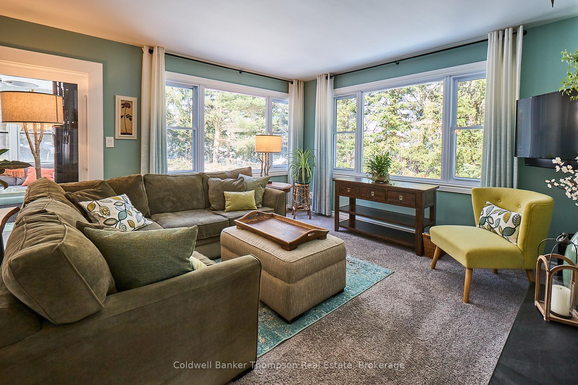 Photo 13 of 125 Douglas Street, Gravenhurst, Muskoka (S) — HOMEH