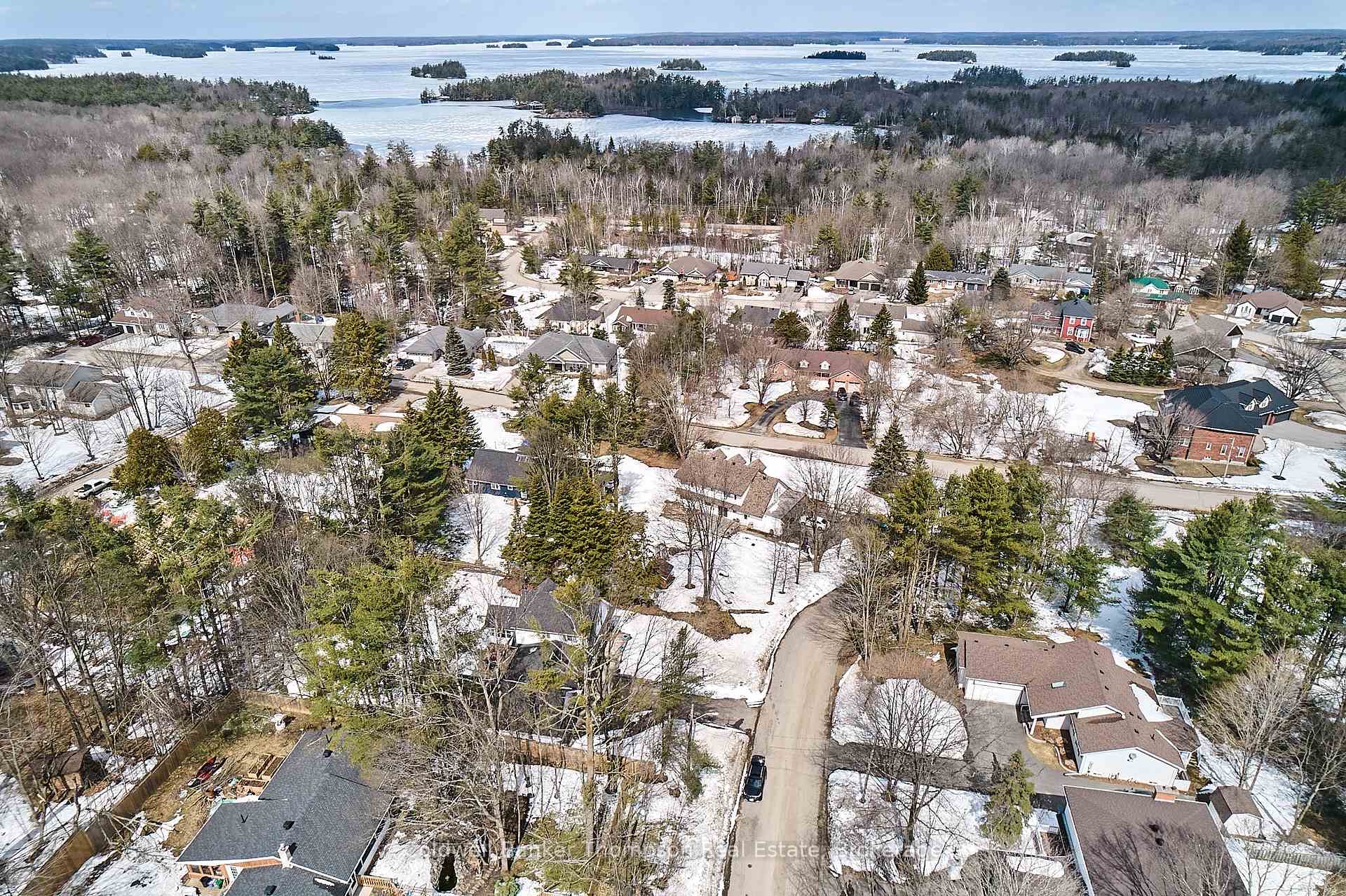 Photo 37 of 125 Douglas Street, Gravenhurst, Muskoka (S) — HOMEH