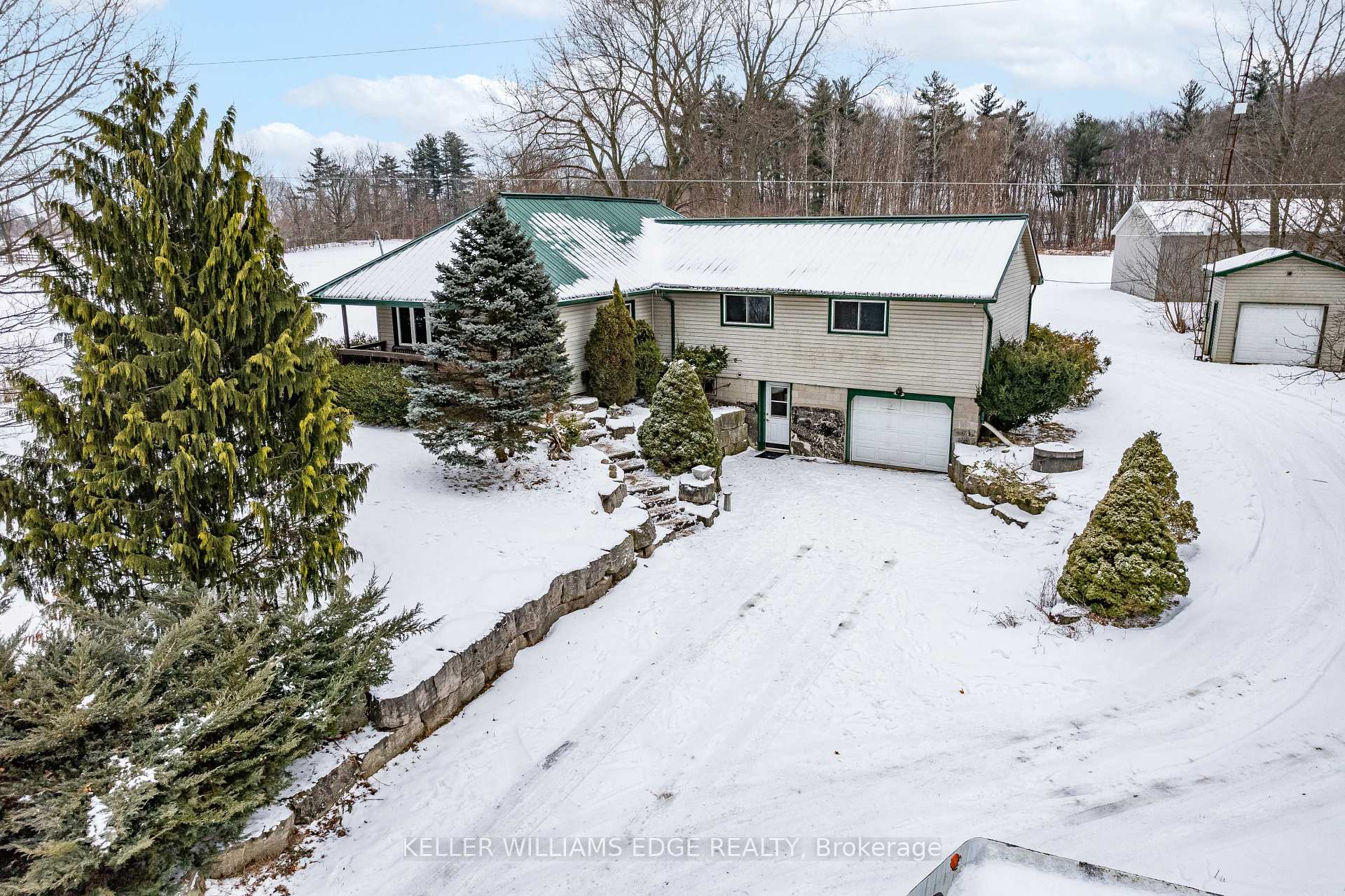 Photo 1 of 2038 2ND Concession Road W, Hamilton, Rural Flamborough — HOMEH