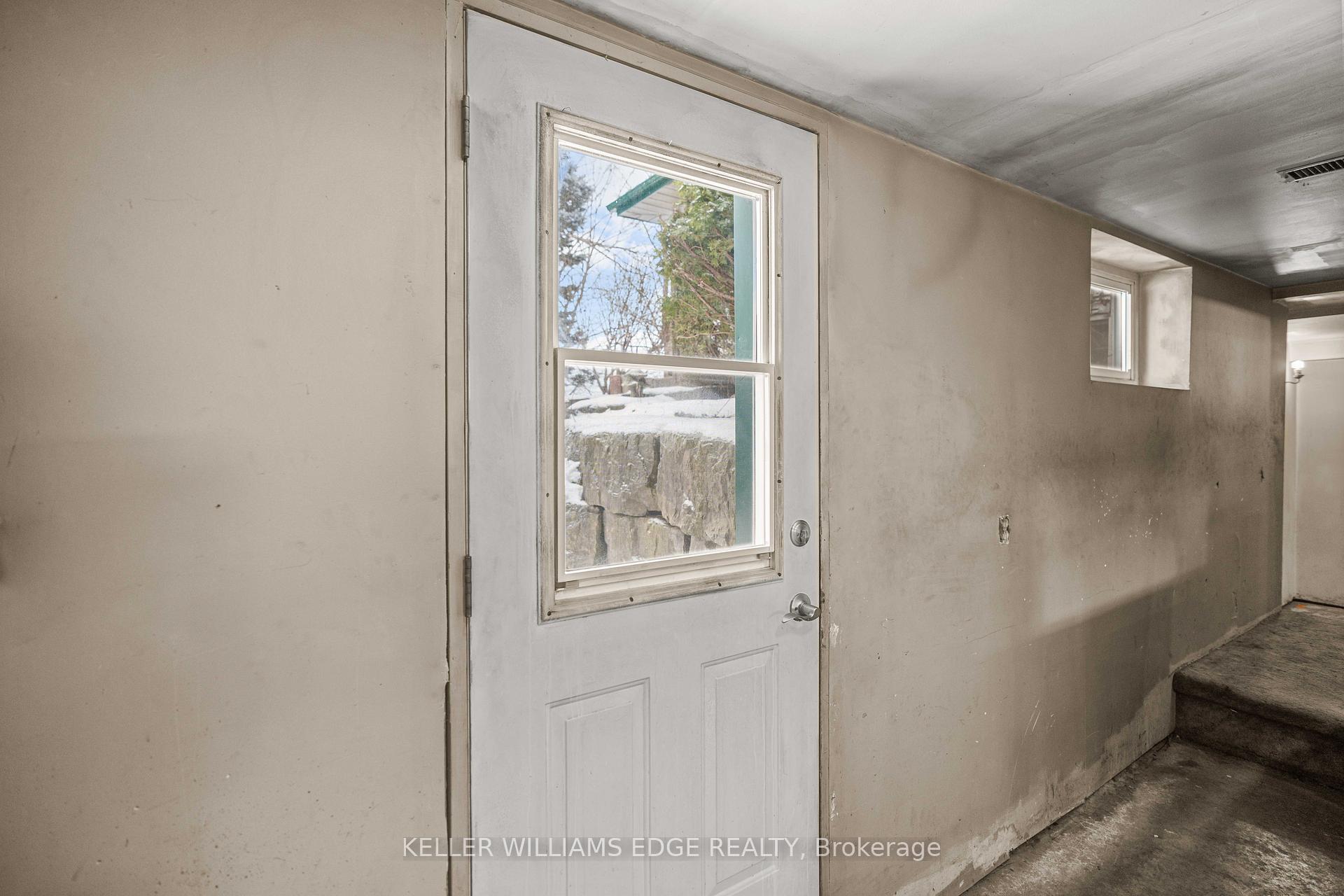 Photo 34 of 2038 2ND Concession Road W, Hamilton, Rural Flamborough — HOMEH