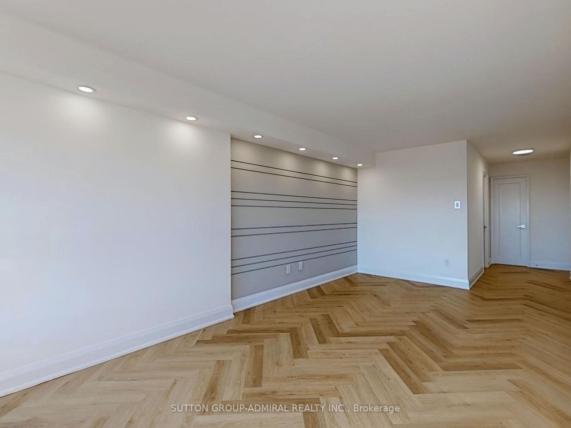 Photo 13 of Unit 1104, 7300 Yonge Street, Vaughan, Crestwood-Springfarm-Yorkhill — HOMEH