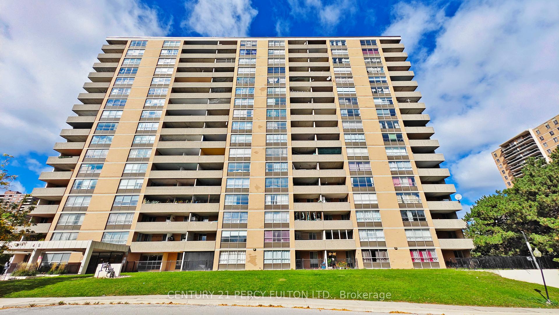 Front of Unit 106, 40 Panorama Court