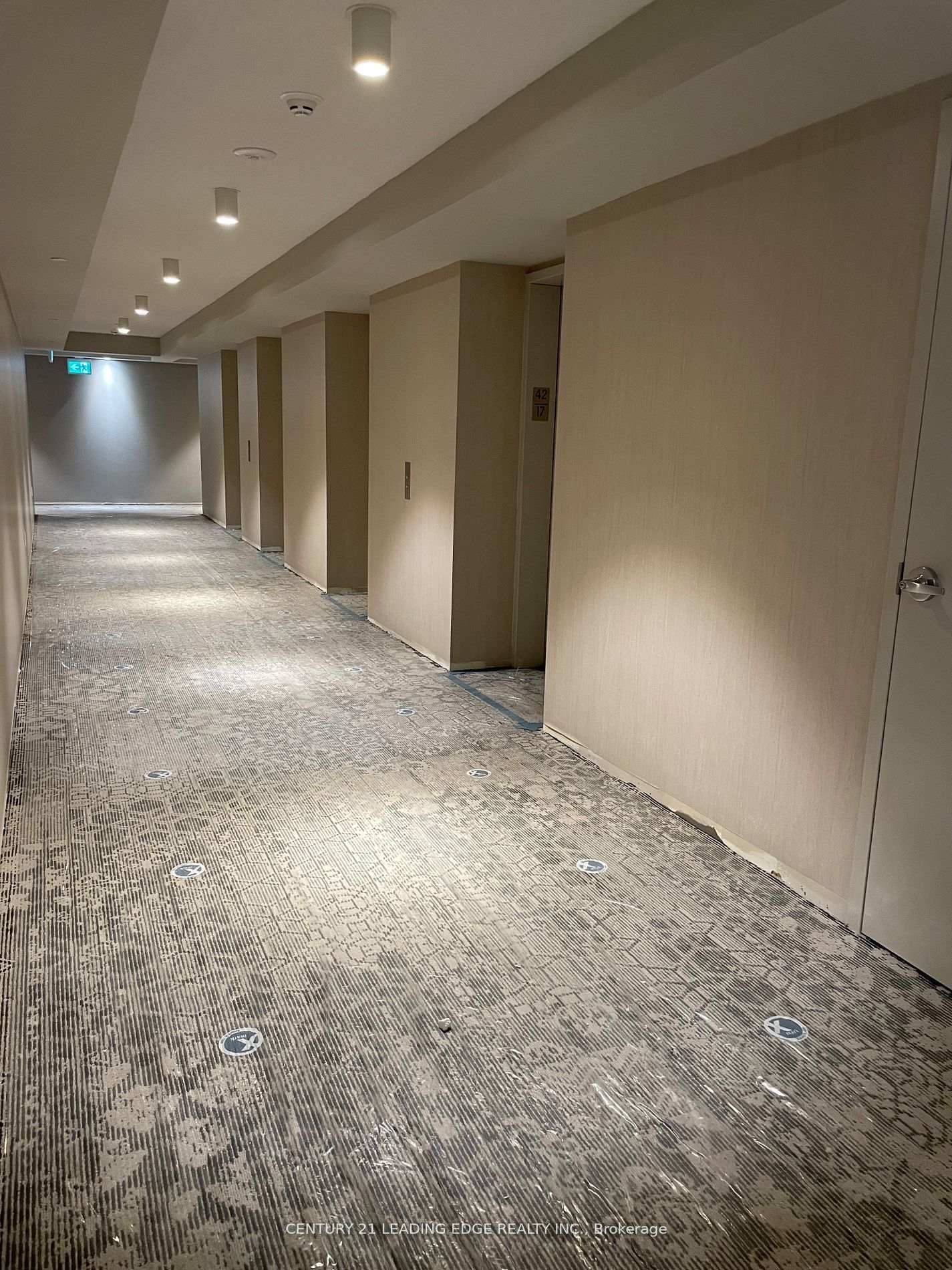 Photo 10 of Unit 4212, 55 Cooper Street, Toronto, Waterfront Communities — HOMEH