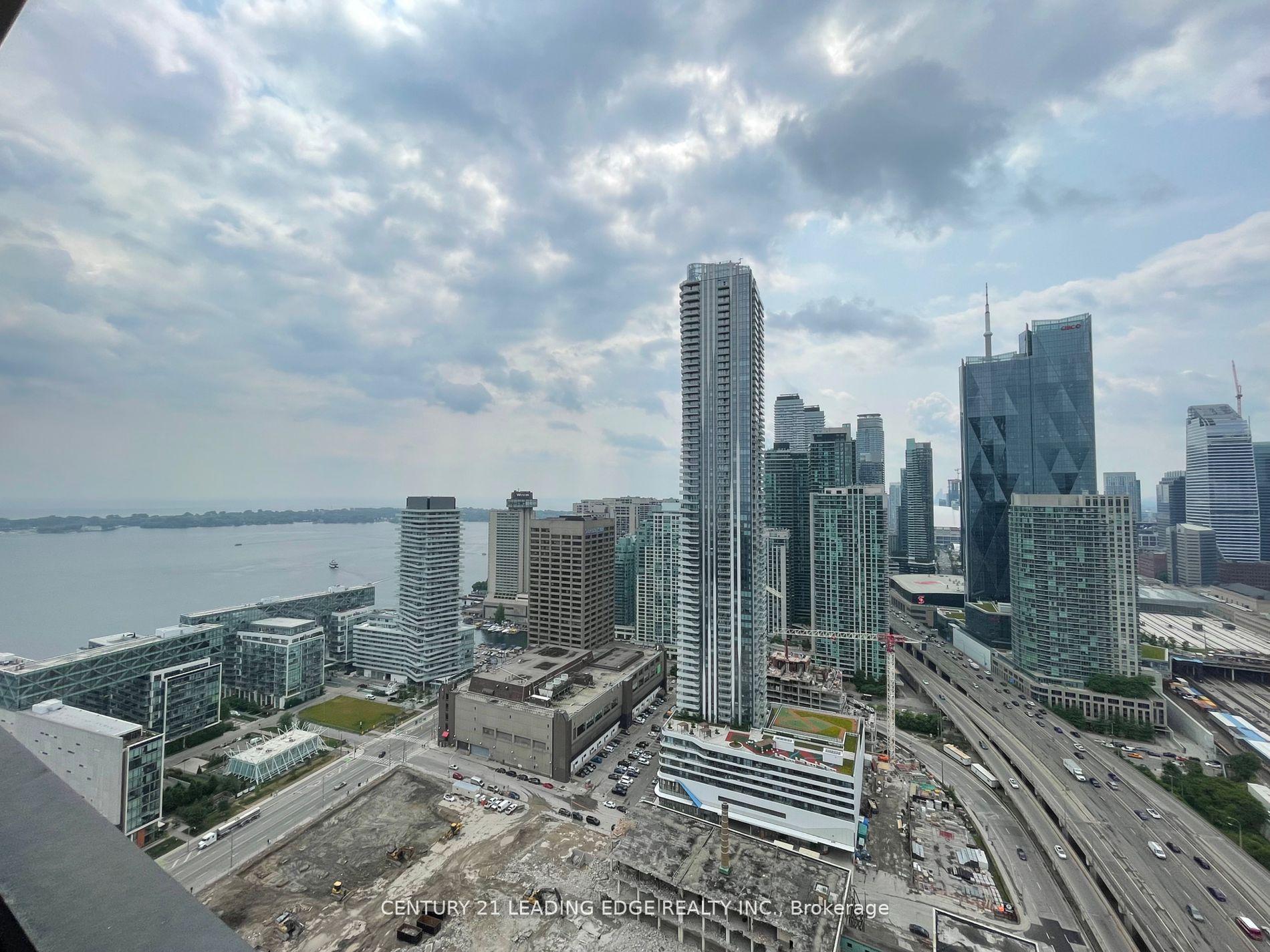 Photo 5 of Unit 4212, 55 Cooper Street, Toronto, Waterfront Communities — HOMEH