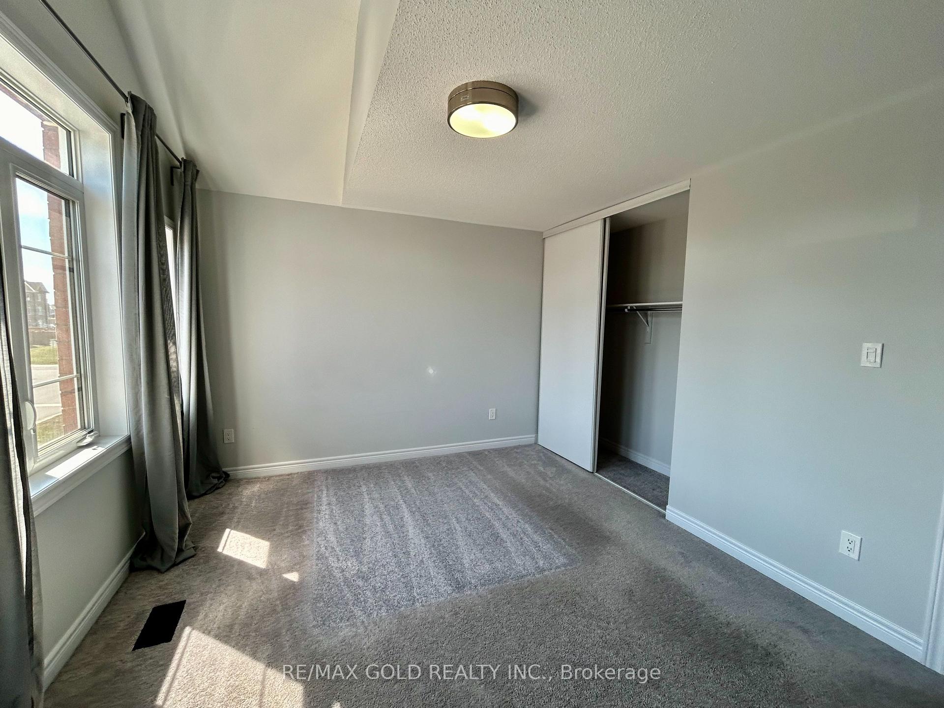 Photo 27 of 5 Attleberry Crescent, Hamilton, Rural Flamborough — HOMEH