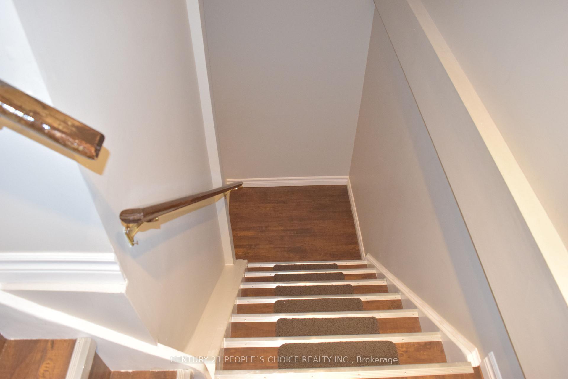 Photo 5 of 75 Hewitt Lane, Guelph, Willow West/Sugarbush/West Acres — HOMEH