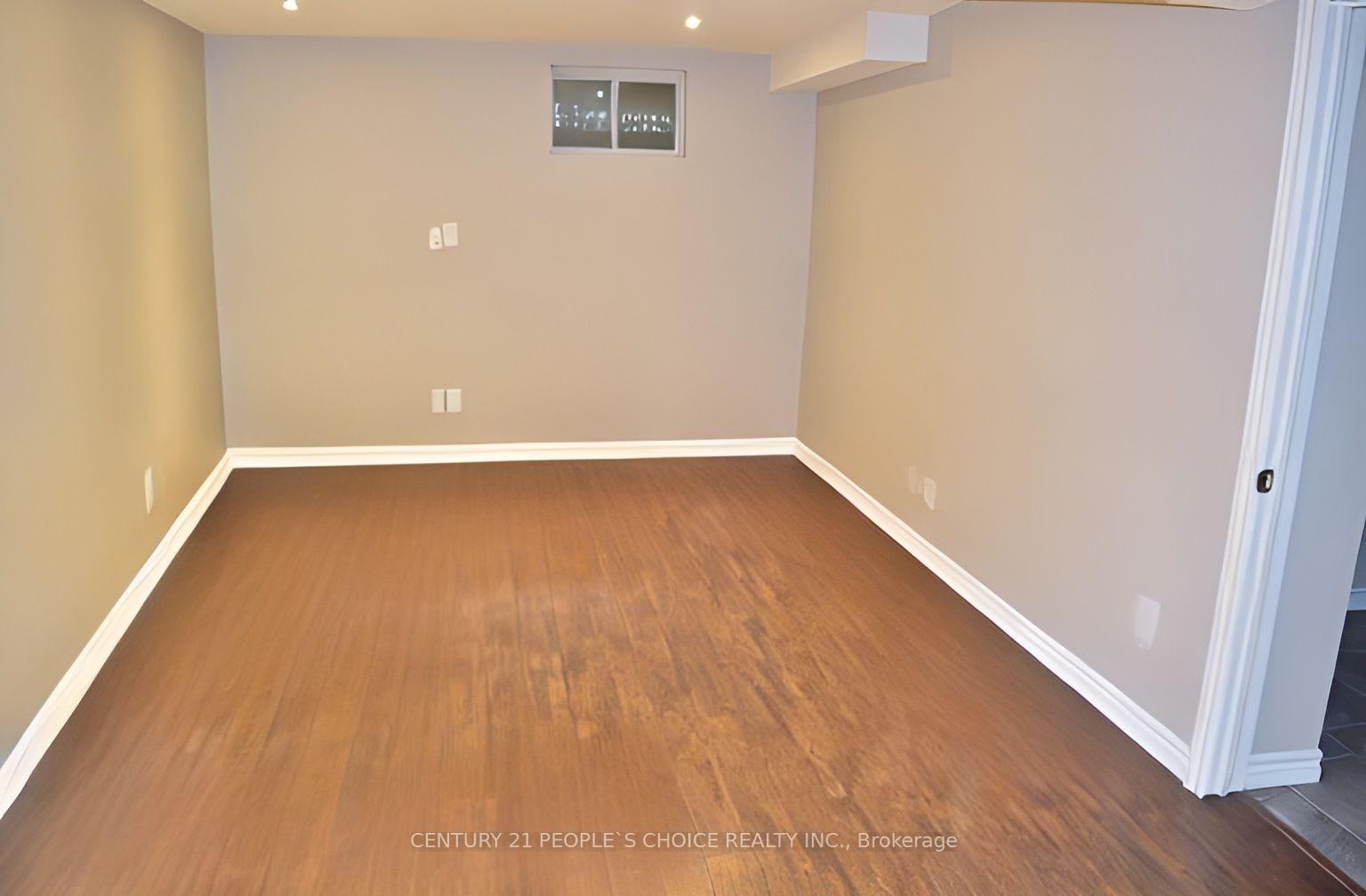 Photo 10 of 75 Hewitt Lane, Guelph, Willow West/Sugarbush/West Acres — HOMEH