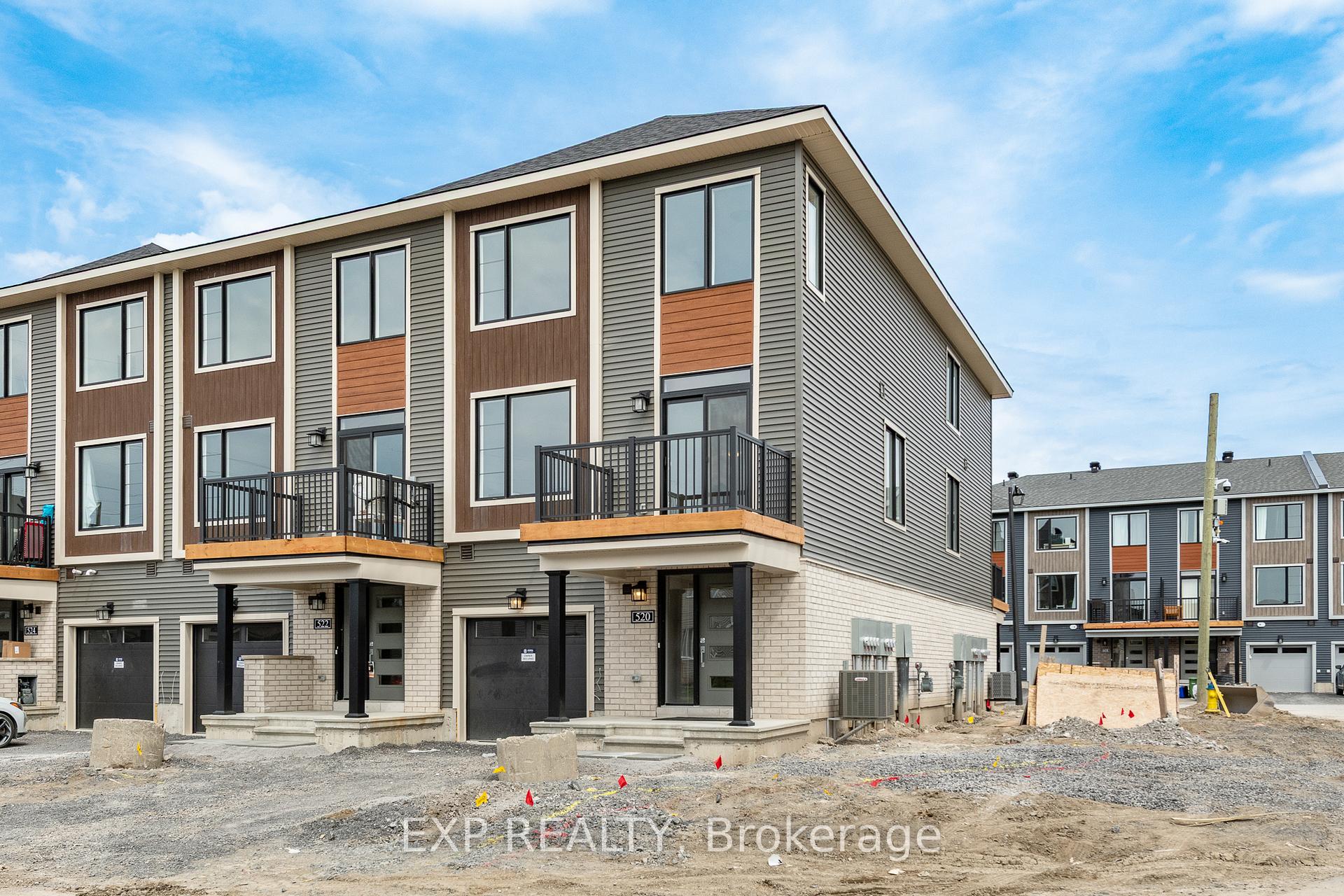Photo 2 of 520 Convenire Row, Ottawa, Avalon West — HOMEH