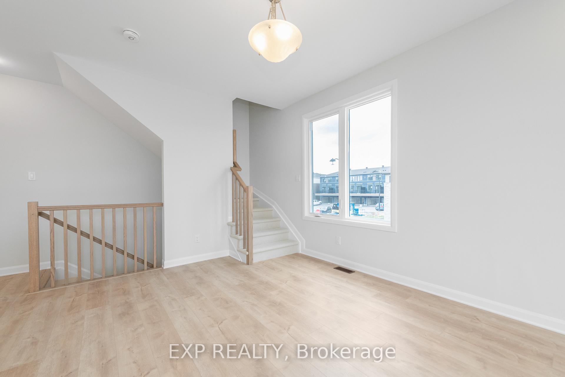 Photo 4 of 520 Convenire Row, Ottawa, Avalon West — HOMEH