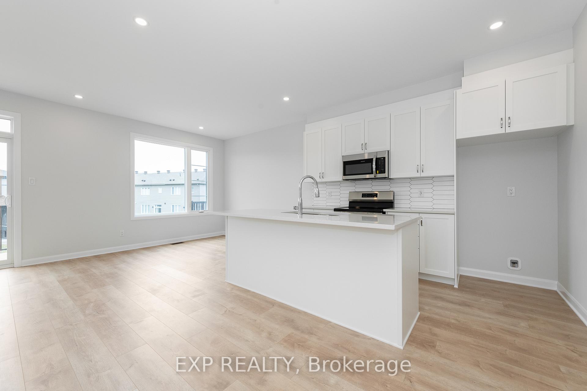 Photo 11 of 520 Convenire Row, Ottawa, Avalon West — HOMEH
