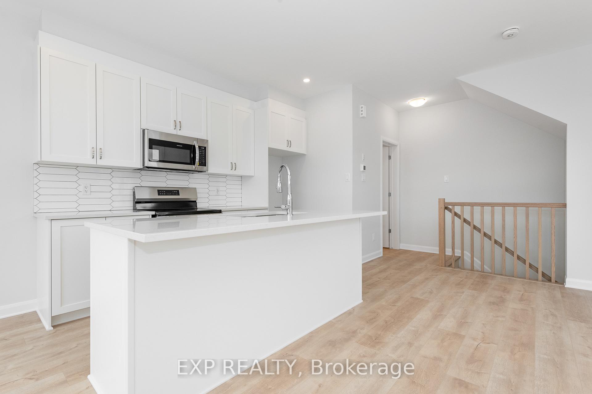 Photo 10 of 520 Convenire Row, Ottawa, Avalon West — HOMEH