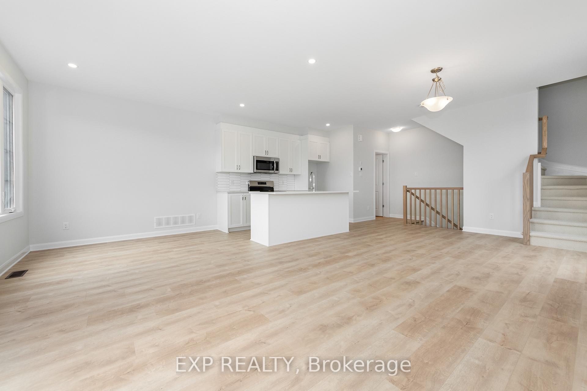 Photo 33 of 520 Convenire Row, Ottawa, Avalon West — HOMEH