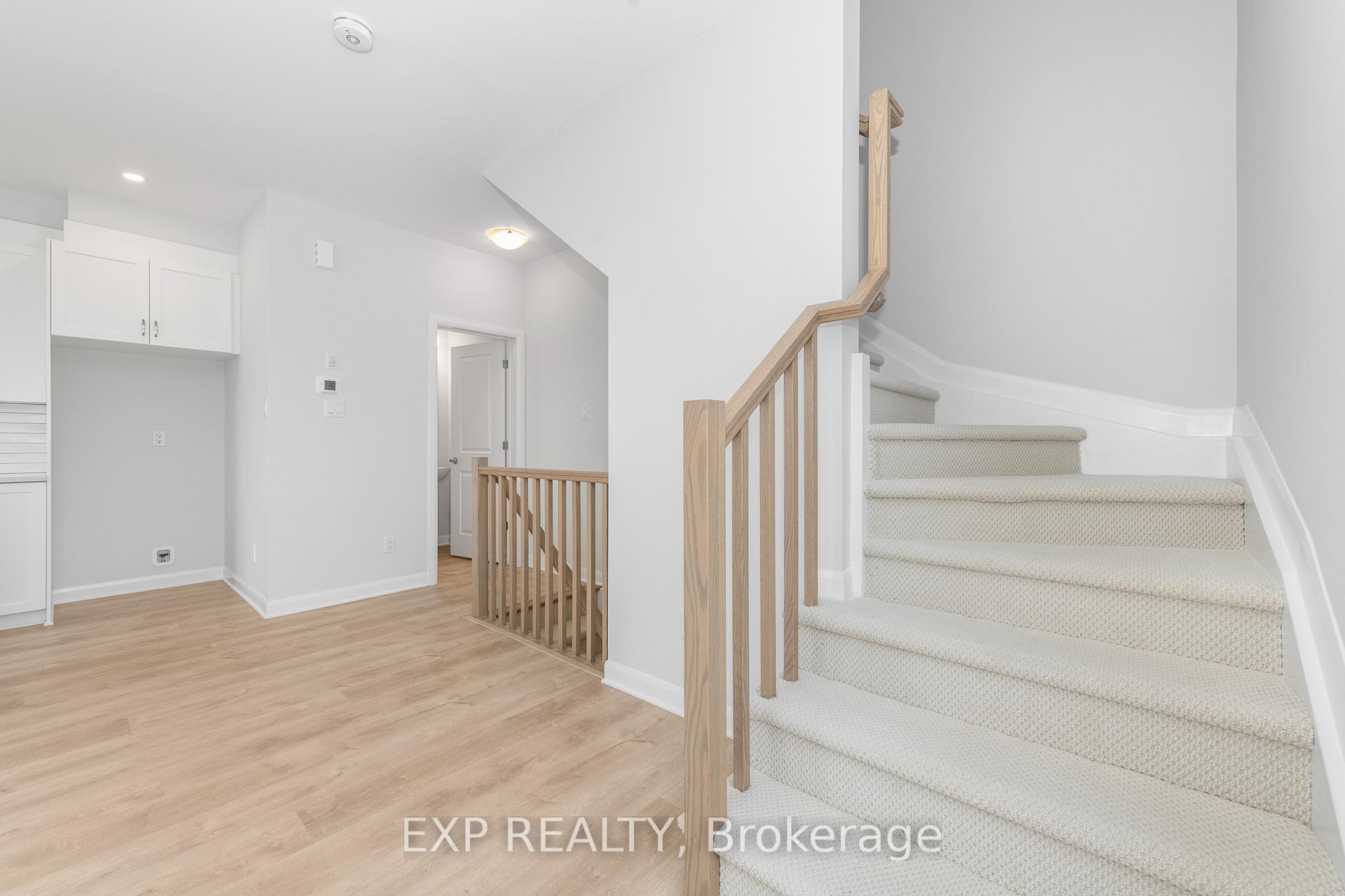 Photo 14 of 520 Convenire Row, Ottawa, Avalon West — HOMEH