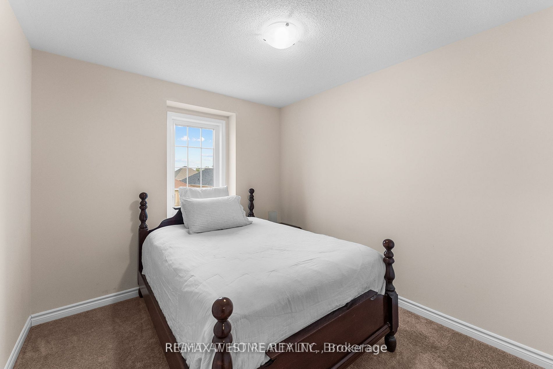 Photo 9 of 18 Allium Road, Brampton, Northwest Brampton — HOMEH