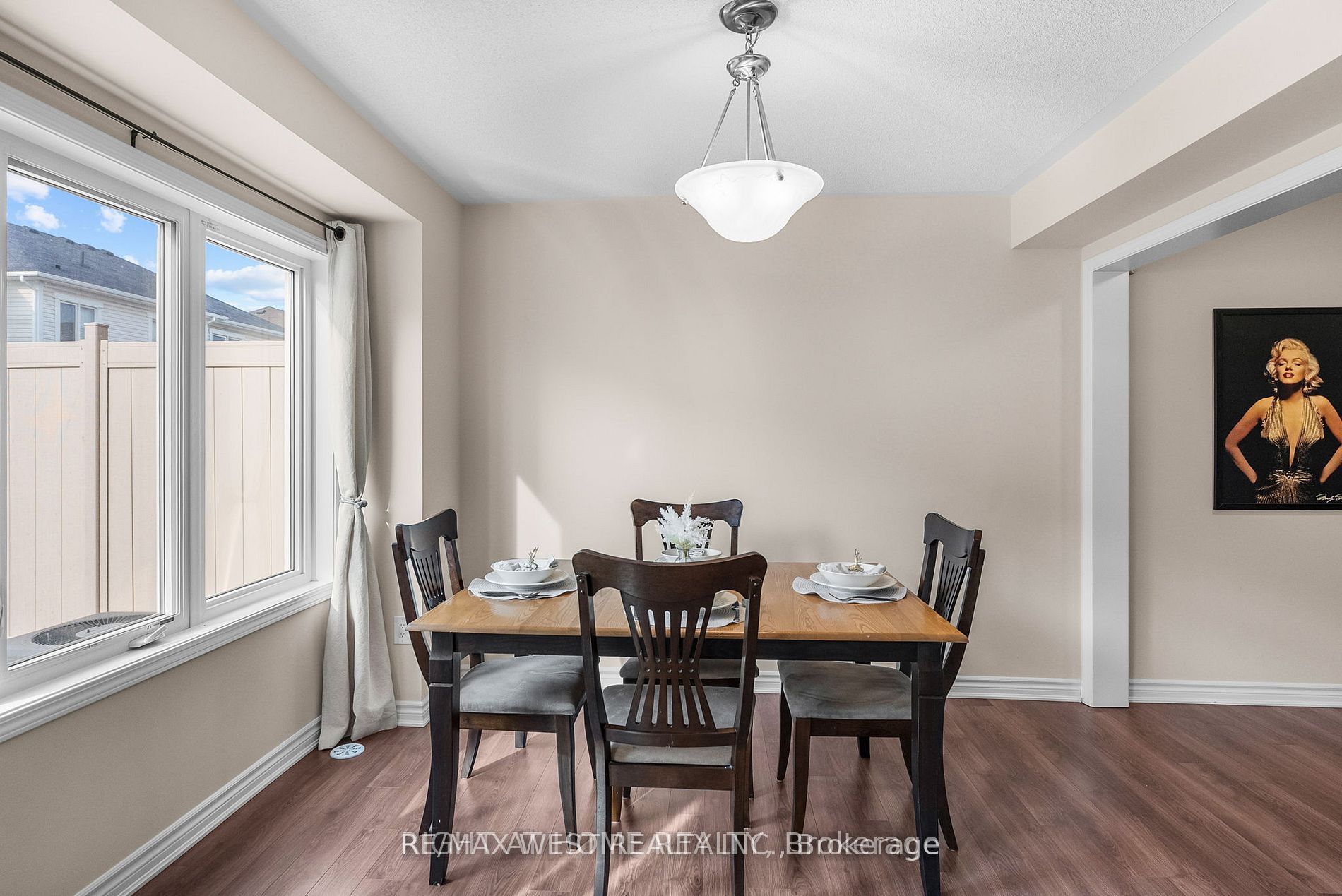 Photo 6 of 18 Allium Road, Brampton, Northwest Brampton — HOMEH