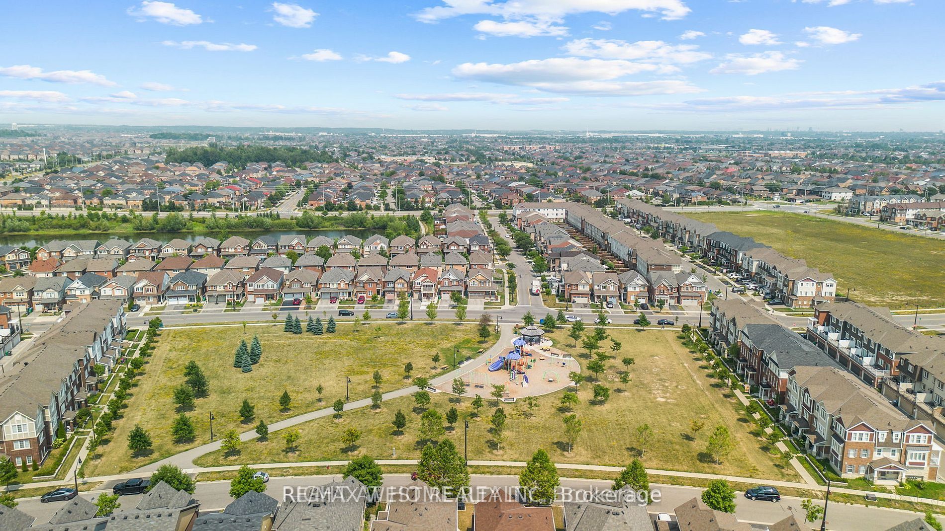 Photo 44 of 18 Allium Road, Brampton, Northwest Brampton — HOMEH