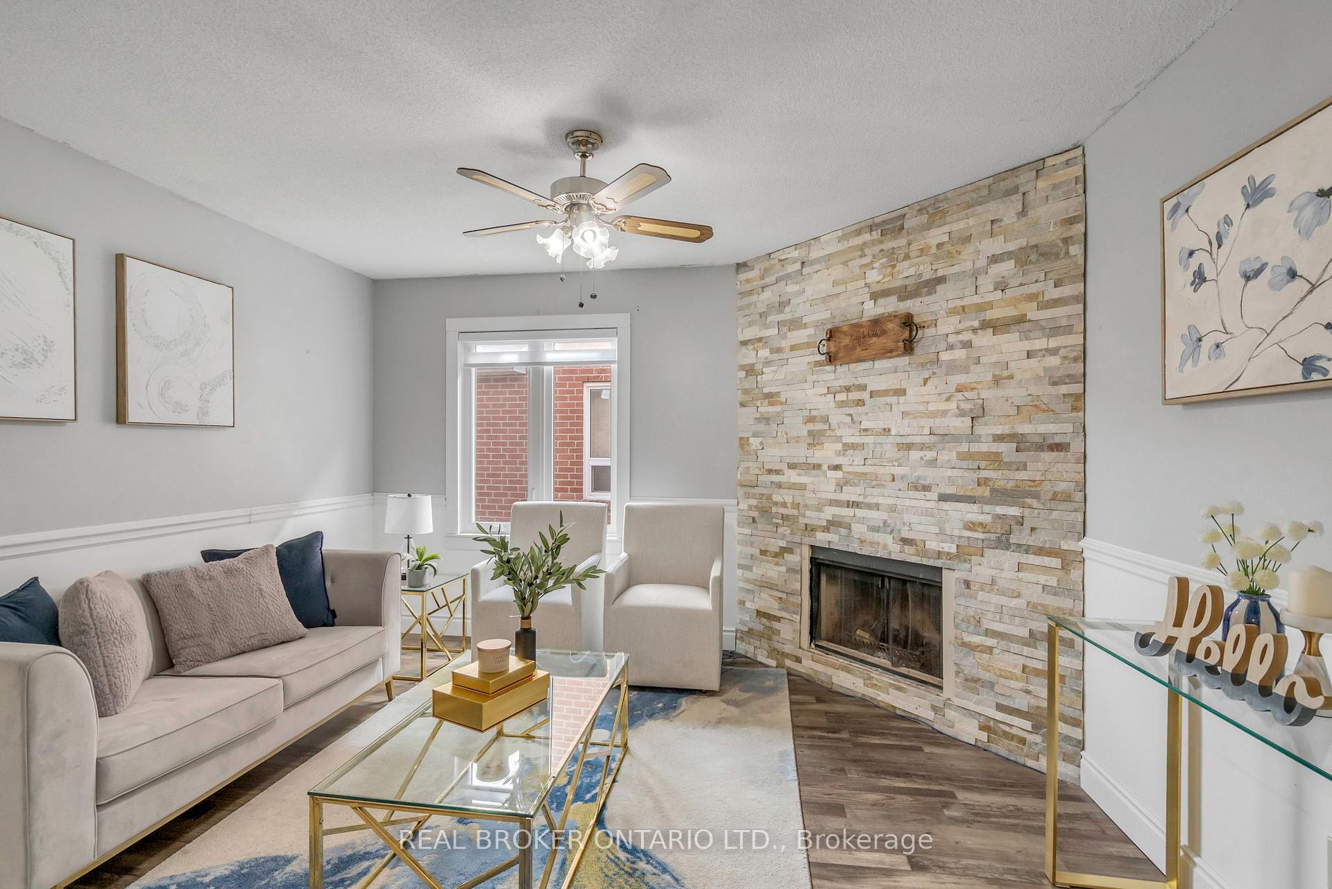 Photo 9 of 40 Metzak Drive, Brampton, Heart Lake West — HOMEH
