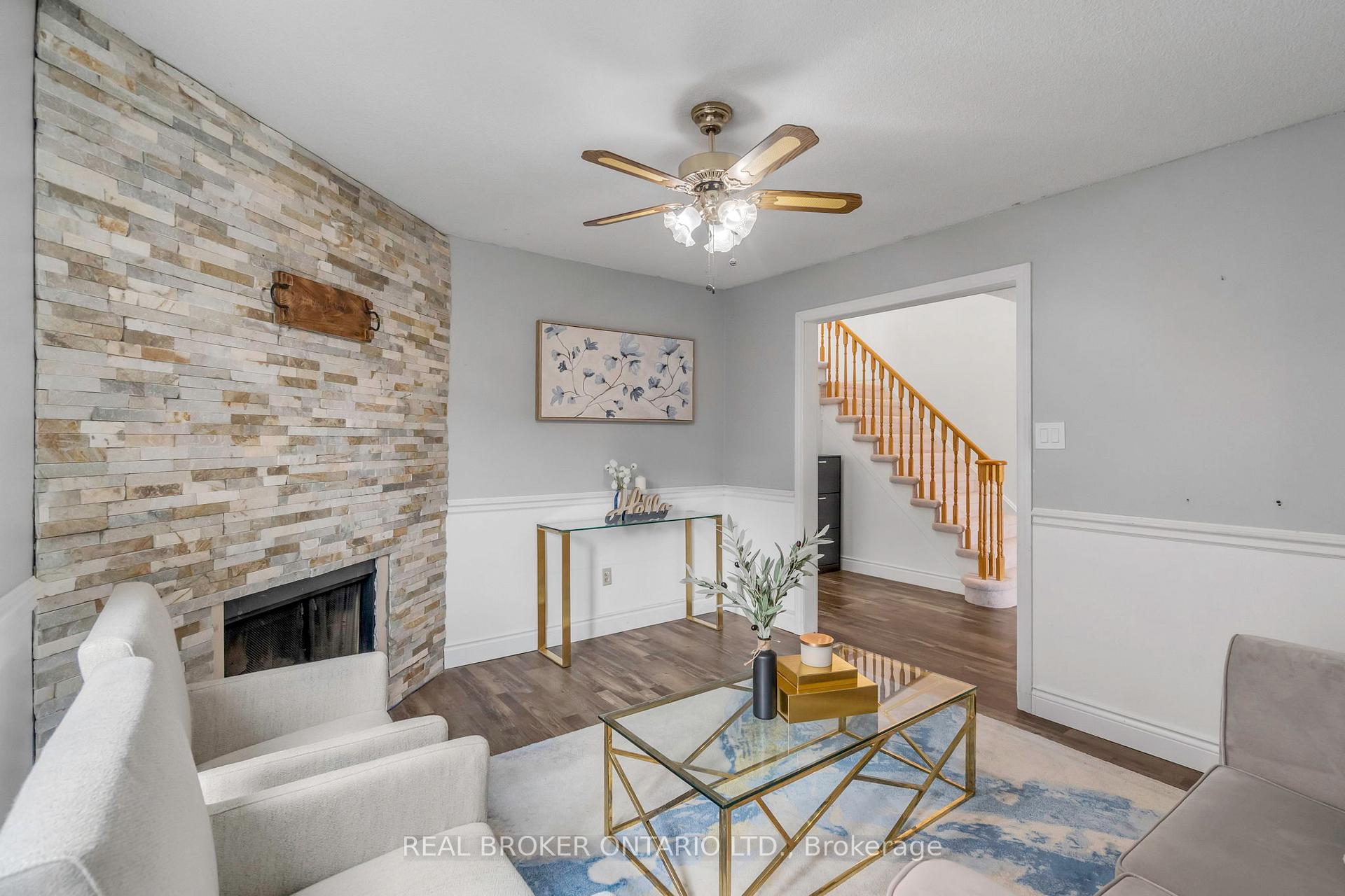 Photo 7 of 40 Metzak Drive, Brampton, Heart Lake West — HOMEH