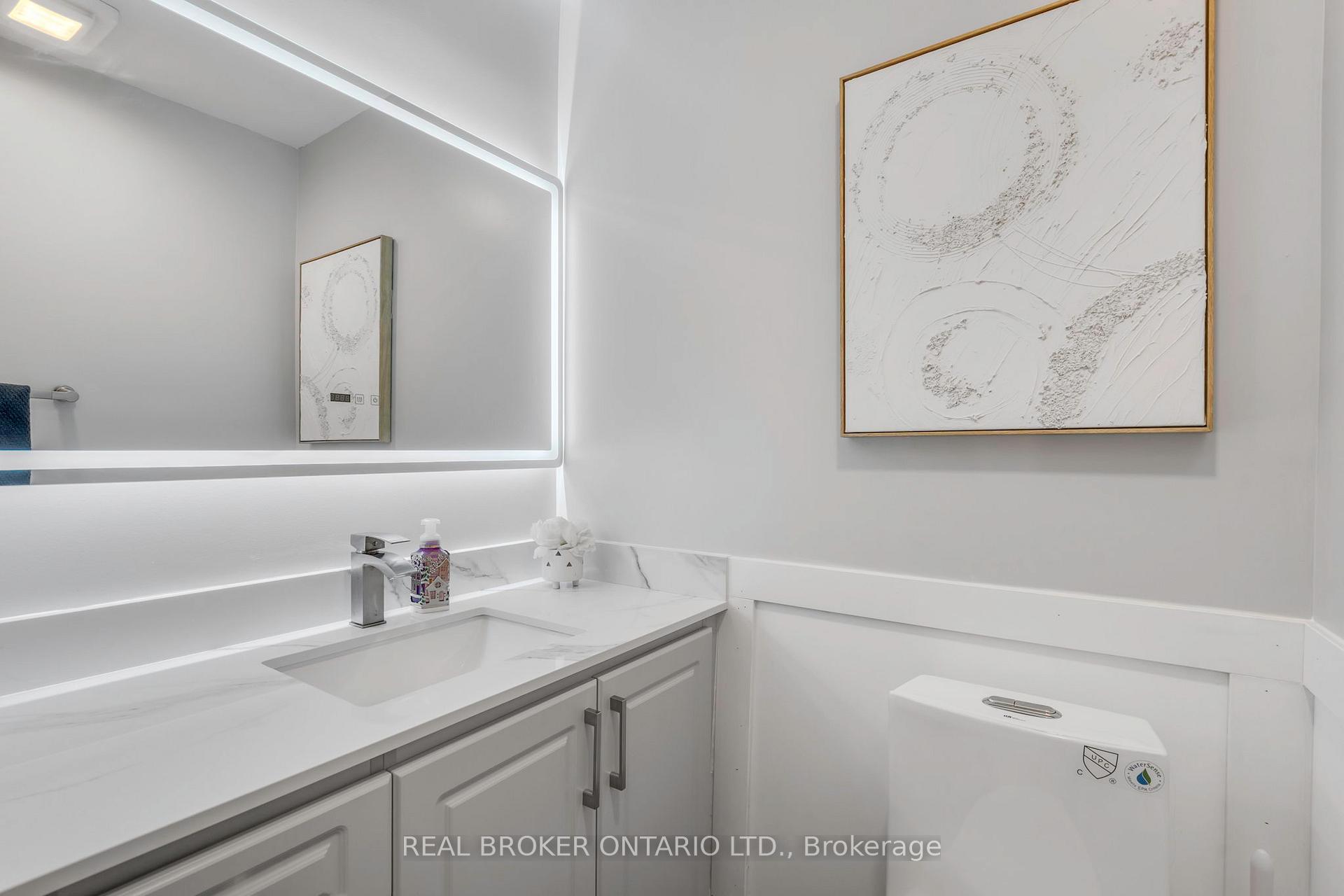 Photo 11 of 40 Metzak Drive, Brampton, Heart Lake West — HOMEH