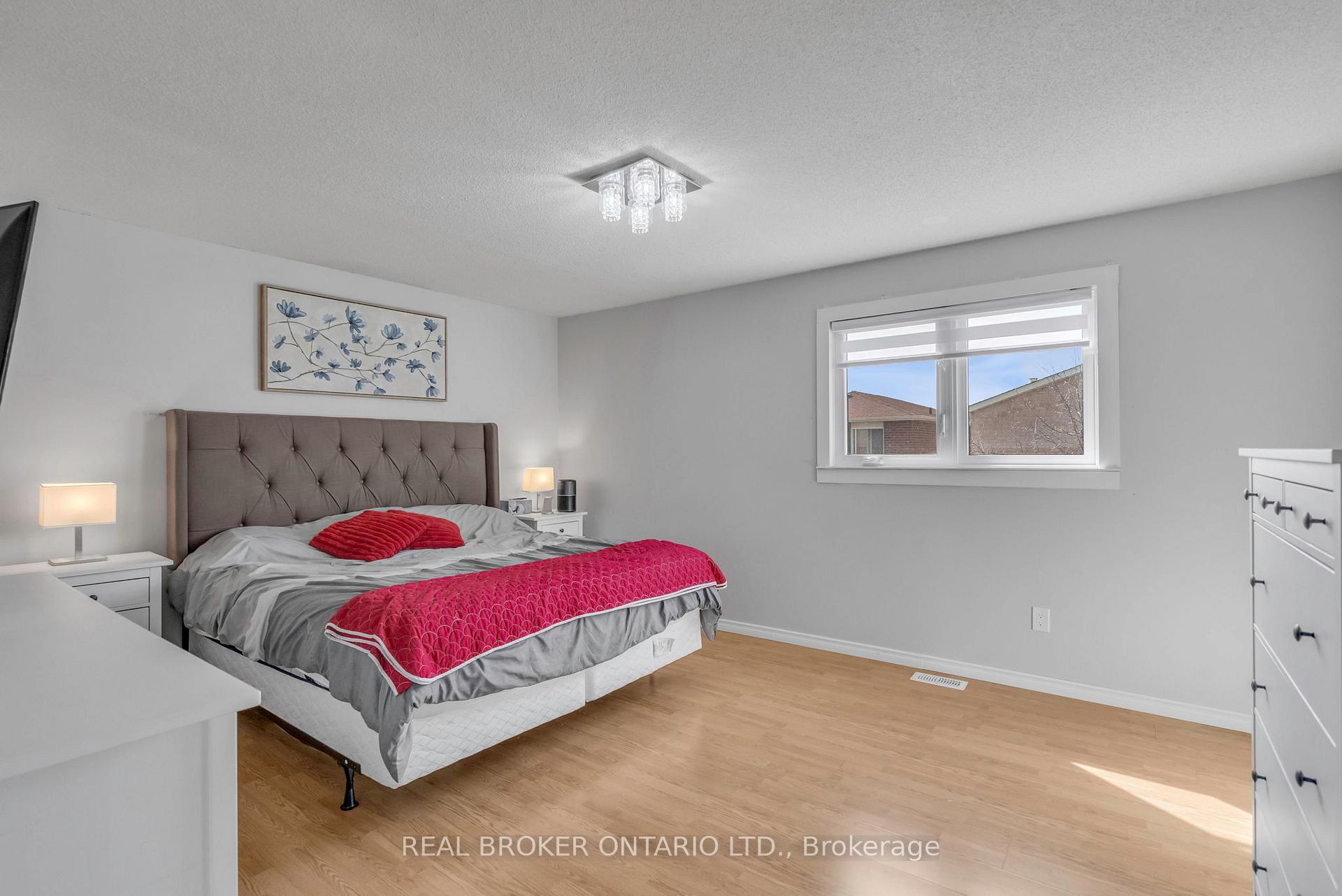 Photo 27 of 40 Metzak Drive, Brampton, Heart Lake West — HOMEH