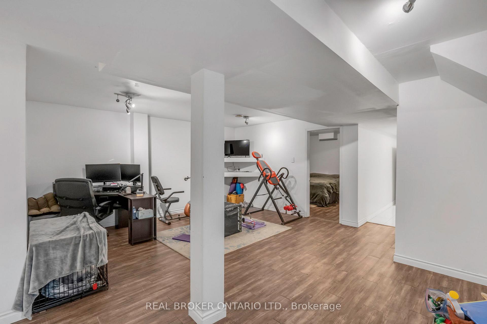 Photo 22 of 40 Metzak Drive, Brampton, Heart Lake West — HOMEH
