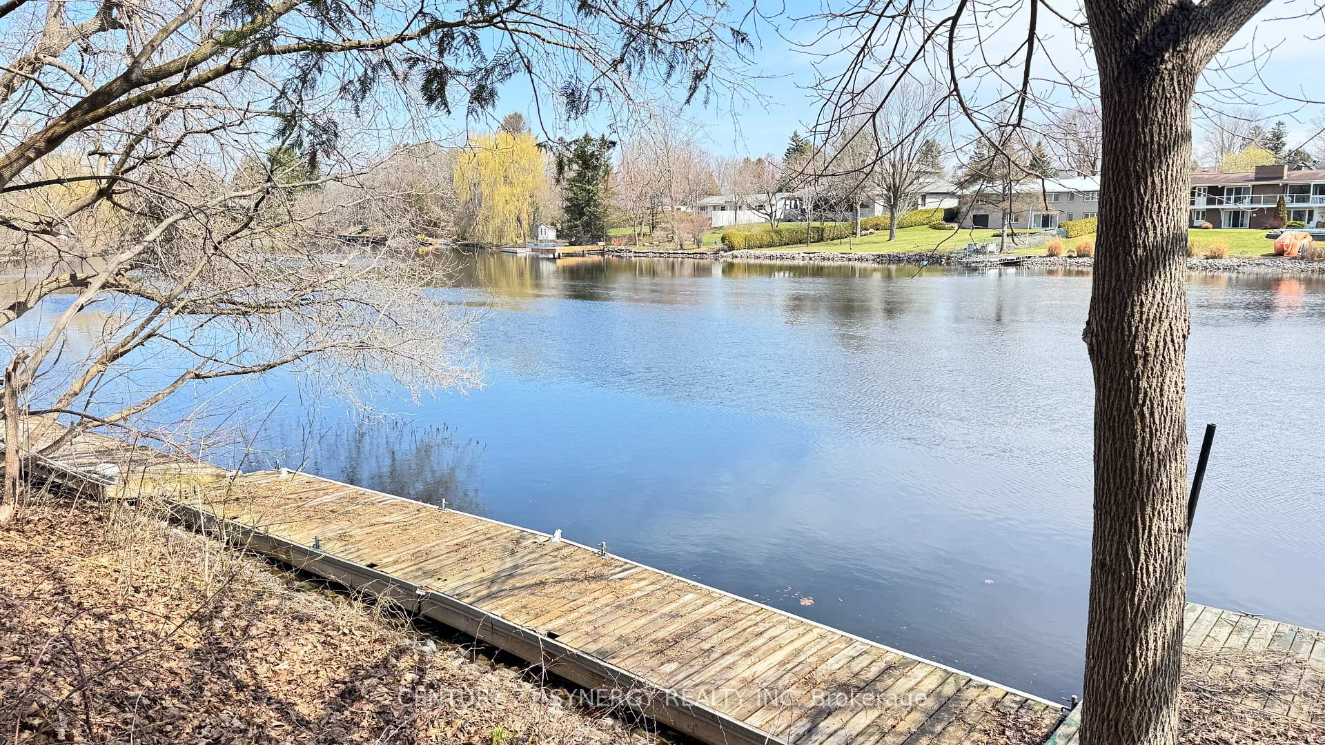 Photo 4 of 5579 Dickinson Street S, Ottawa, Manotick Village & Manotick Estates — HOMEH