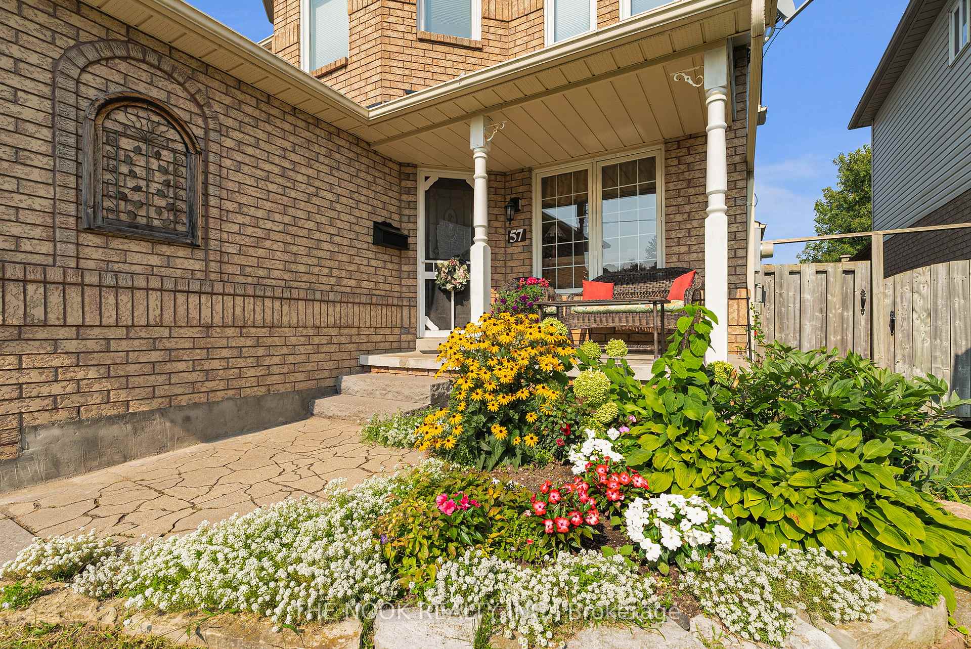 Photo 7 of 57 Bradshaw Street, Clarington, Bowmanville — HOMEH