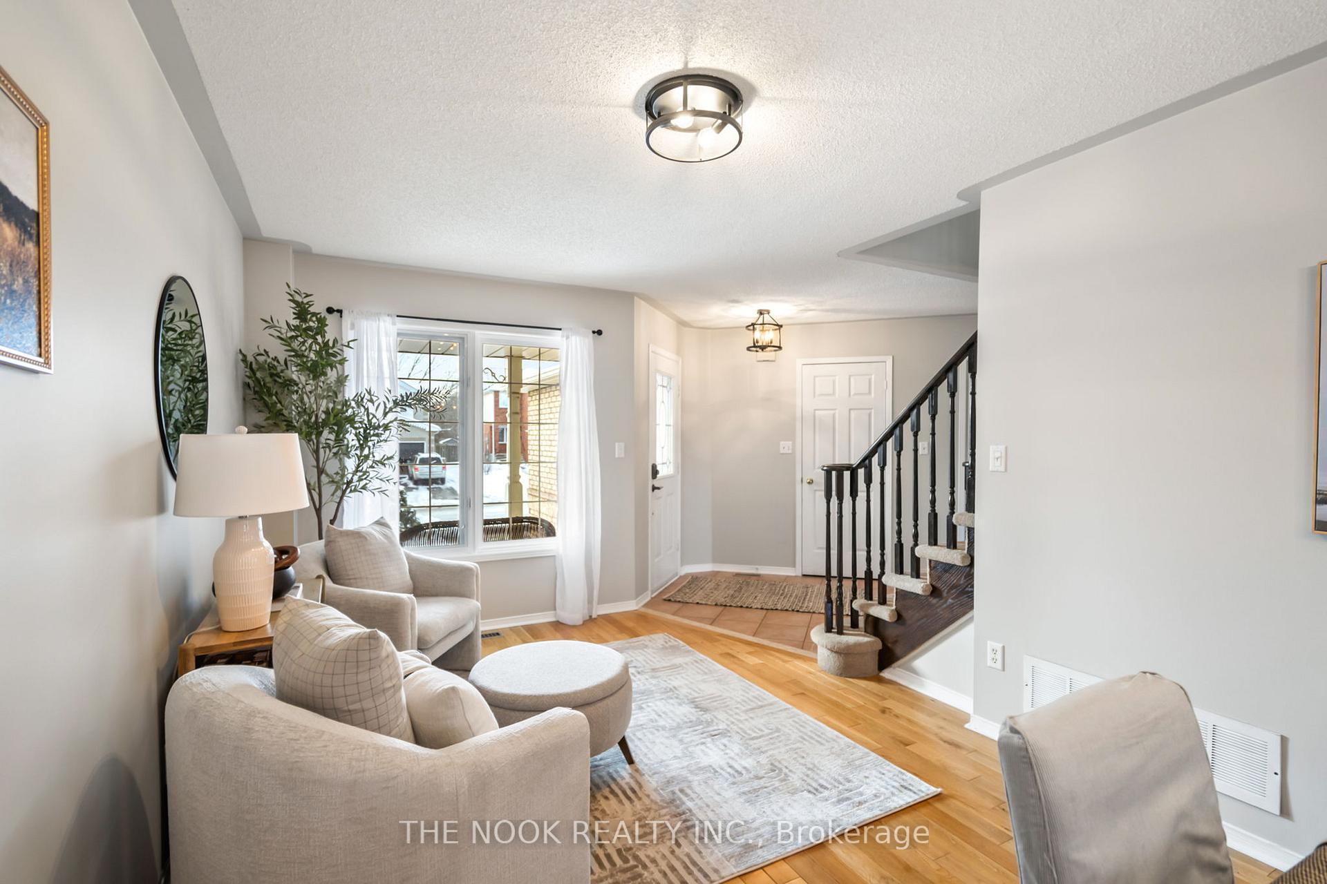 Photo 11 of 57 Bradshaw Street, Clarington, Bowmanville — HOMEH