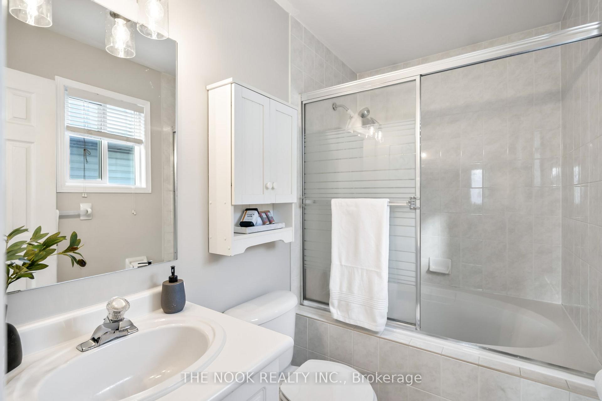 Photo 20 of 57 Bradshaw Street, Clarington, Bowmanville — HOMEH